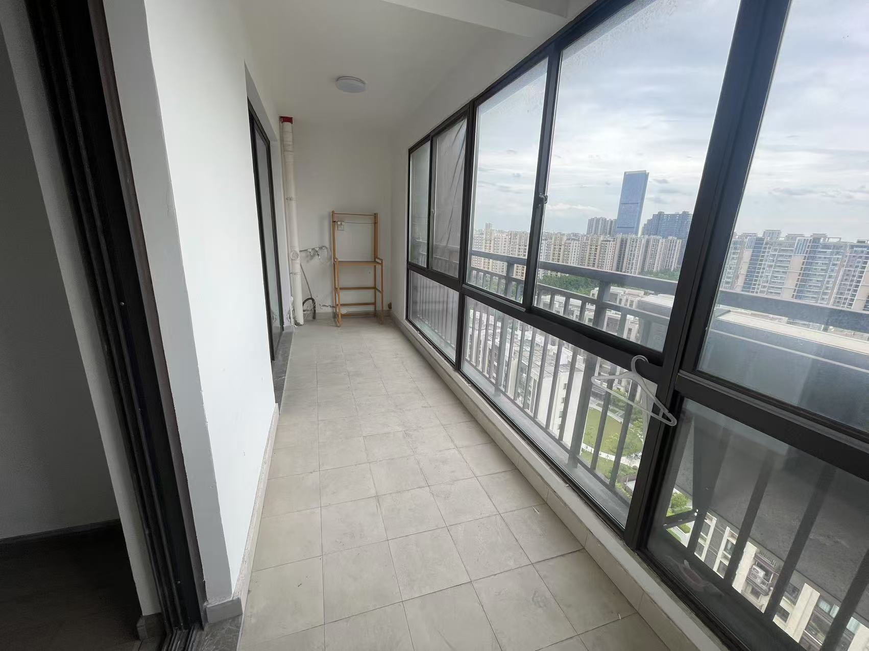 华强国际公馆 3室2厅2卫 133.8m&sup2;