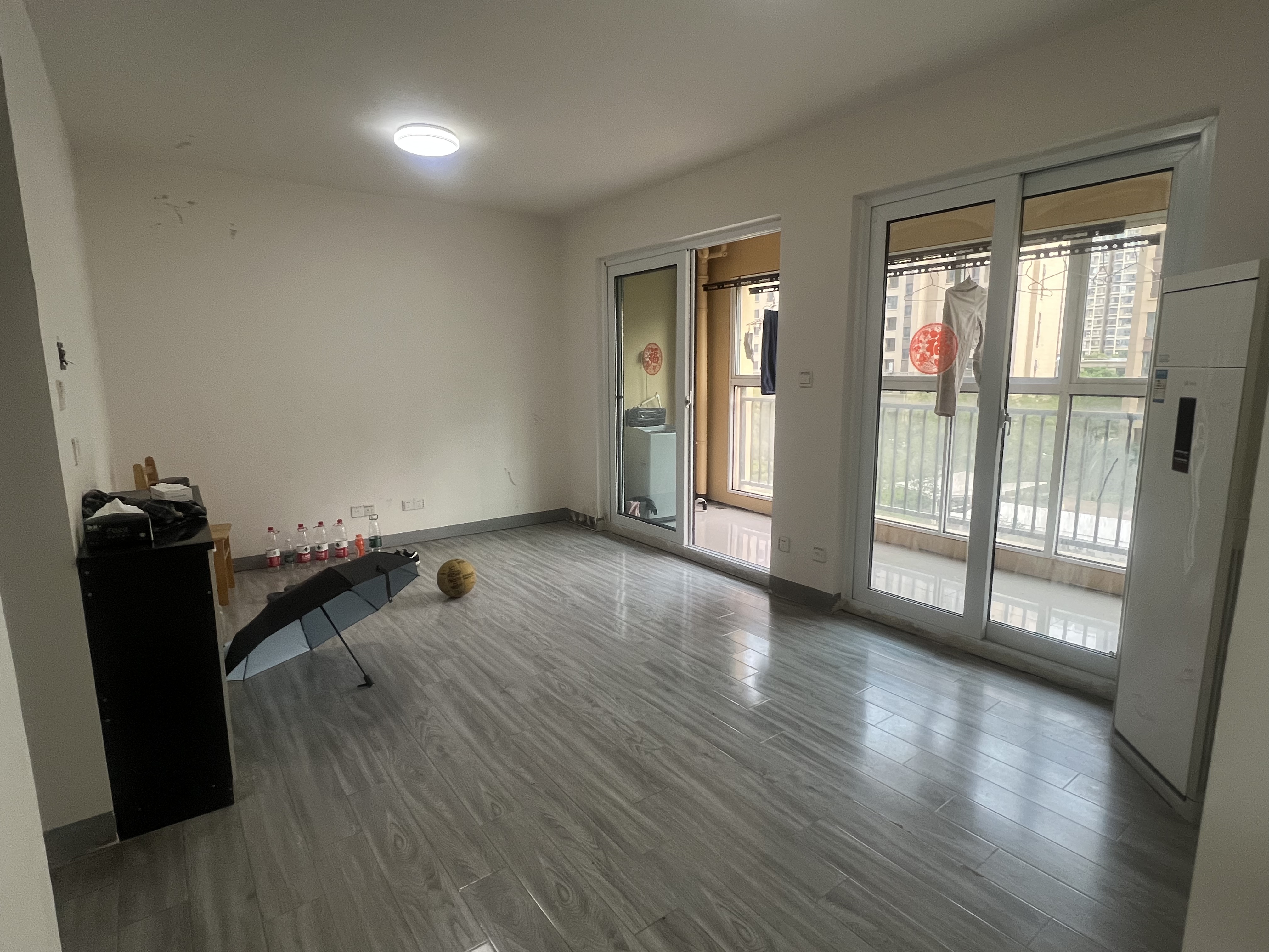 世茂九龙庭 3室2厅1卫 89.34m&sup2;