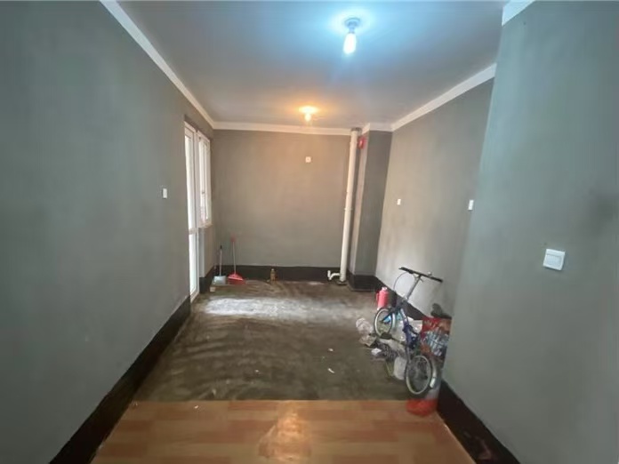 万和华府 3室1厅1卫 95.00m&sup2;