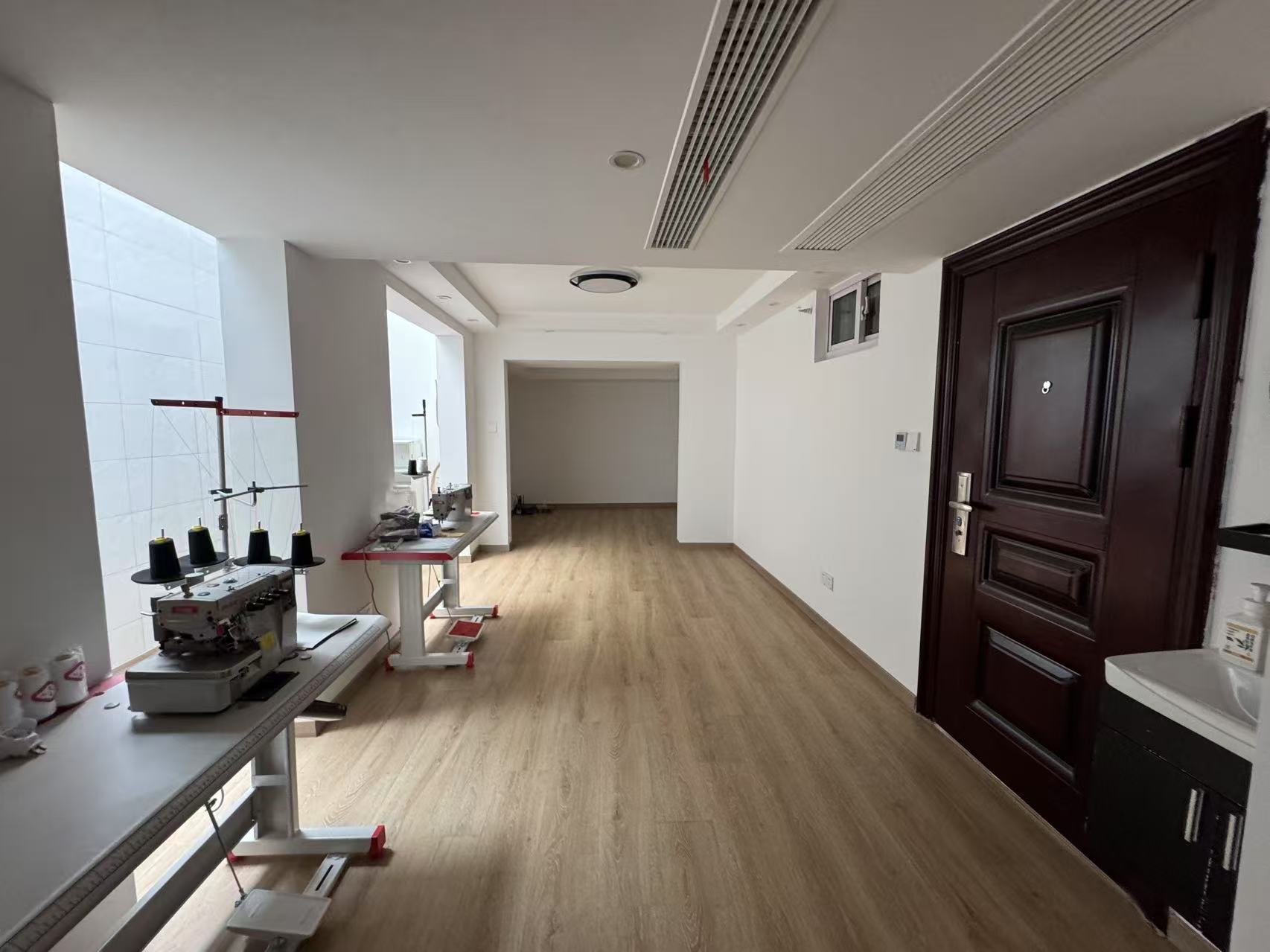 万濠瑜园 4室2厅2卫 220m&sup2;