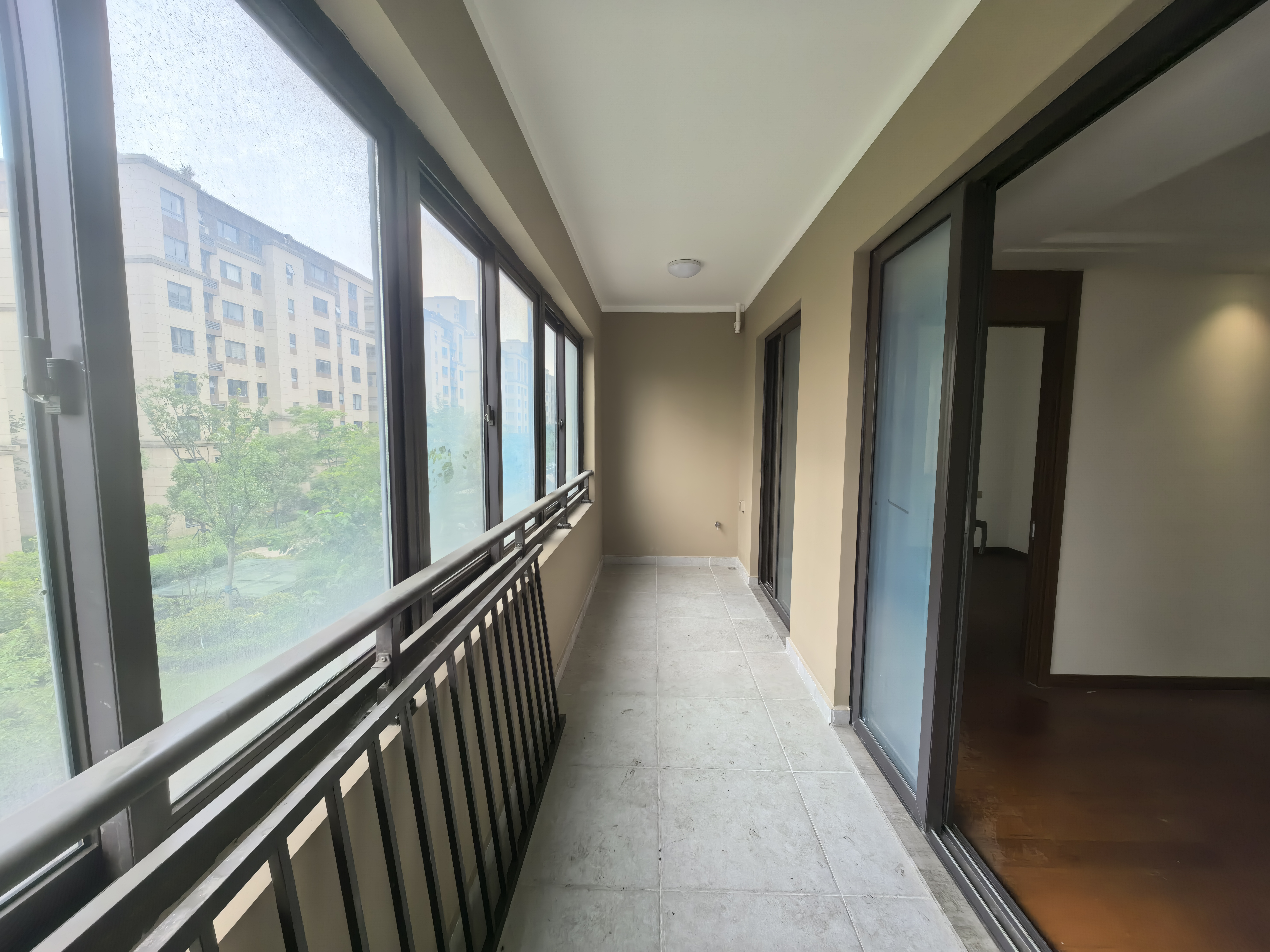 中南万科大都会 4室2厅2卫 165m&sup2;