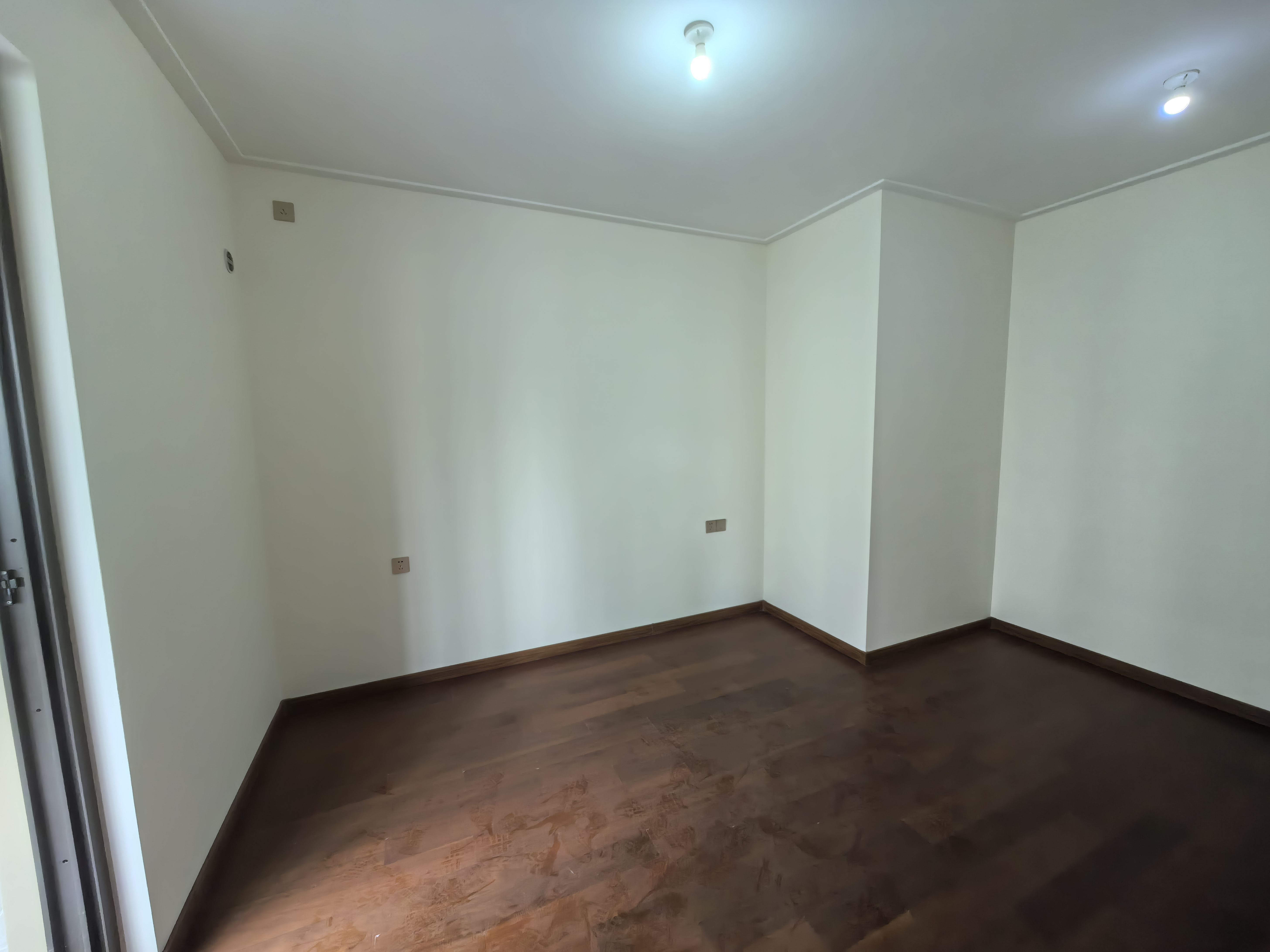 中南万科大都会 4室2厅2卫 165m&sup2;