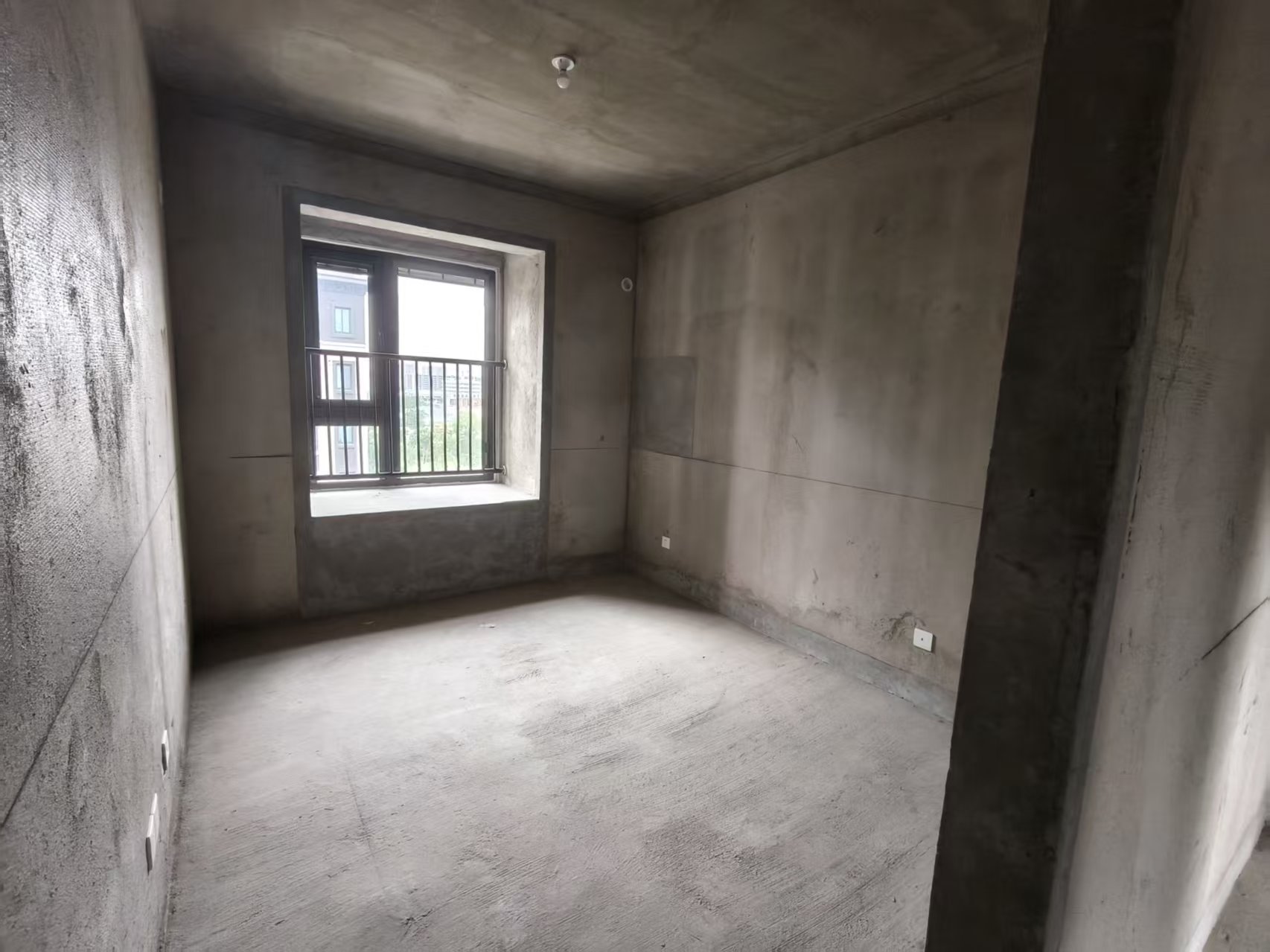 神辉上麟府 4室2厅2卫 137m&sup2;