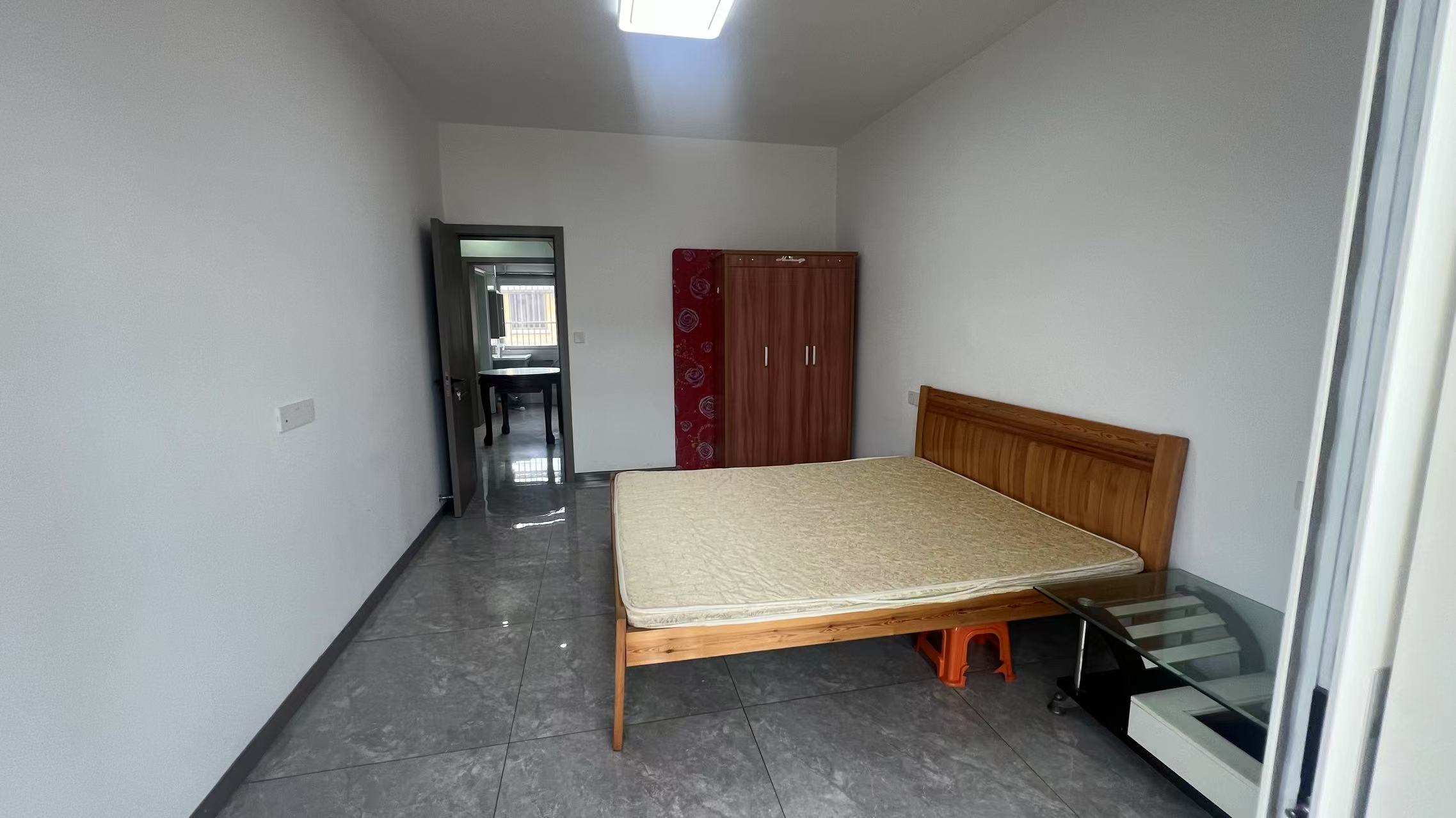 师范桥新村 3室1厅1卫 85m&sup2;