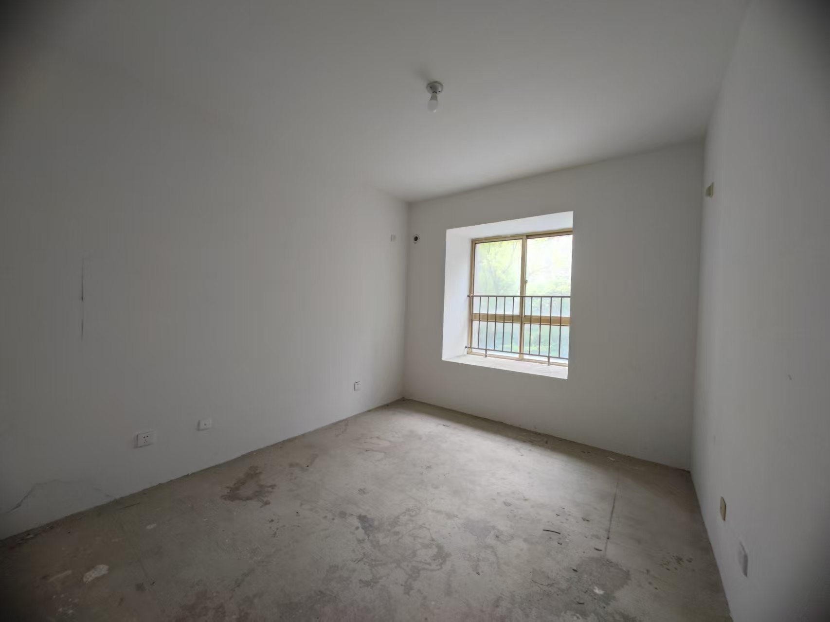 恒盛豪庭 4室2厅2卫 170m&sup2;