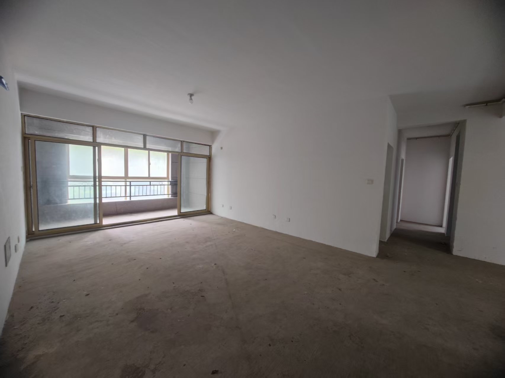 恒盛豪庭 4室2厅2卫 170m&sup2;