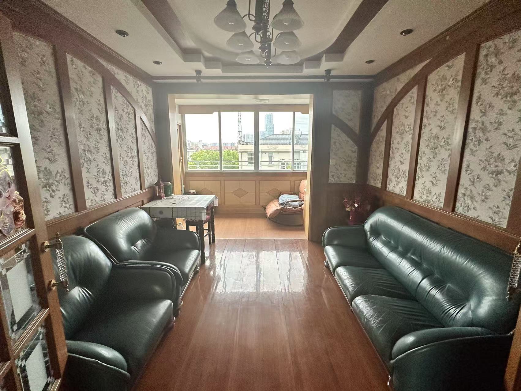 中南苑 3室1厅1卫 136.47m²