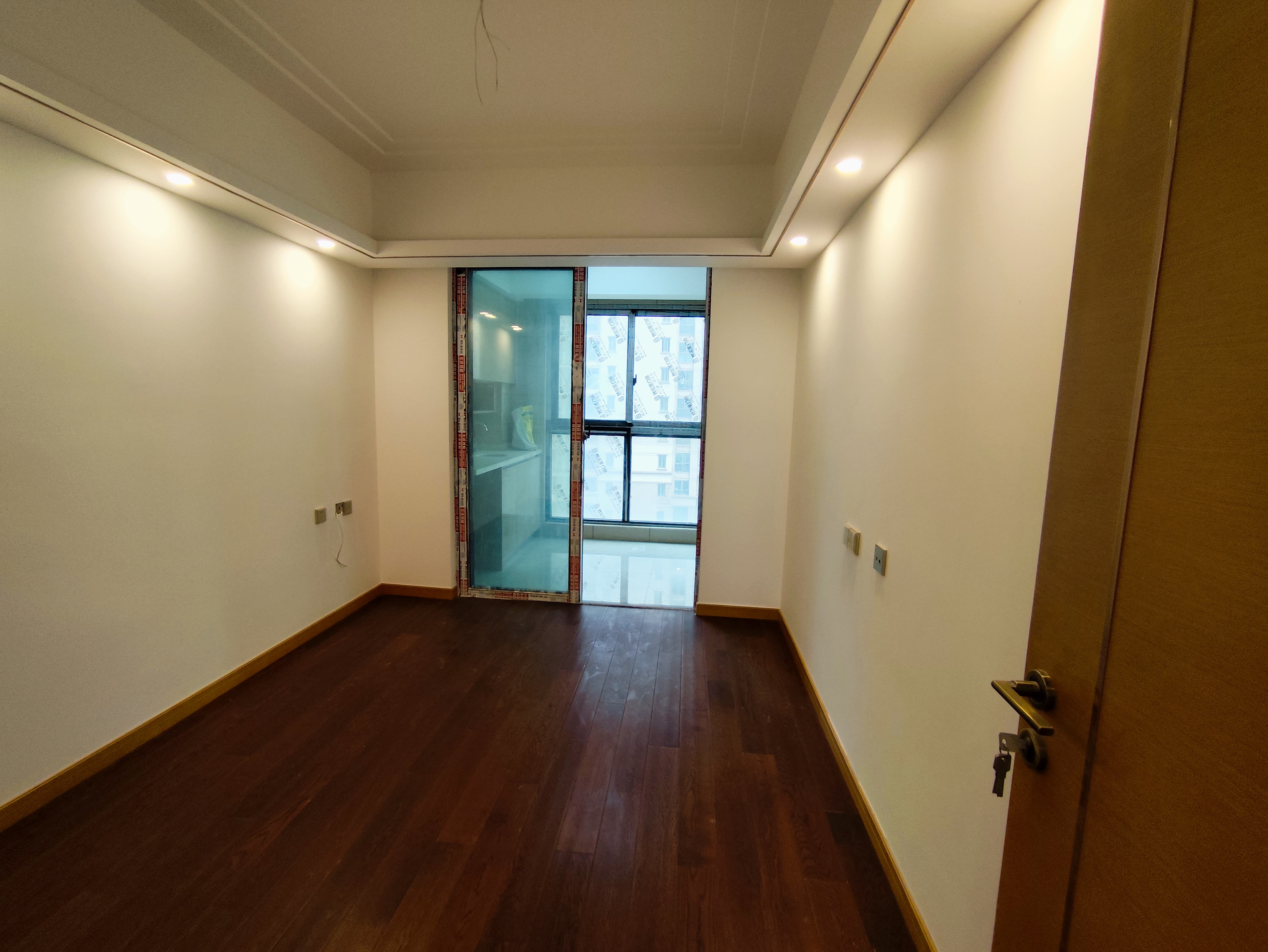 中南世纪花城三期 4室2厅2卫 139.49m&sup2;