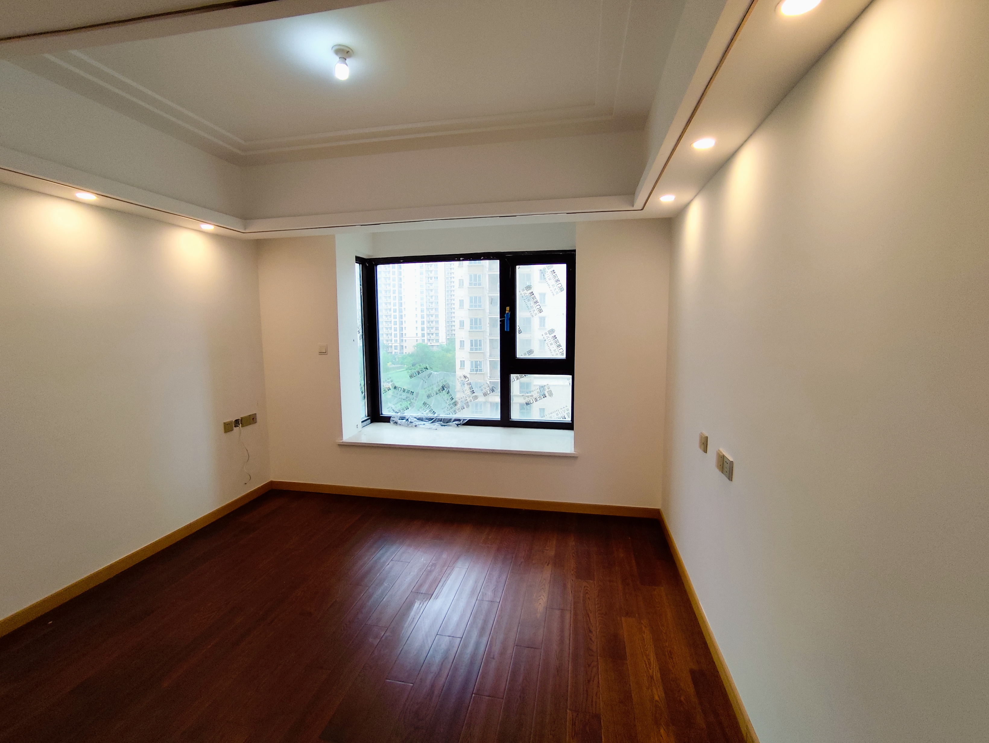中南世纪花城三期 4室2厅2卫 139.49m&sup2;