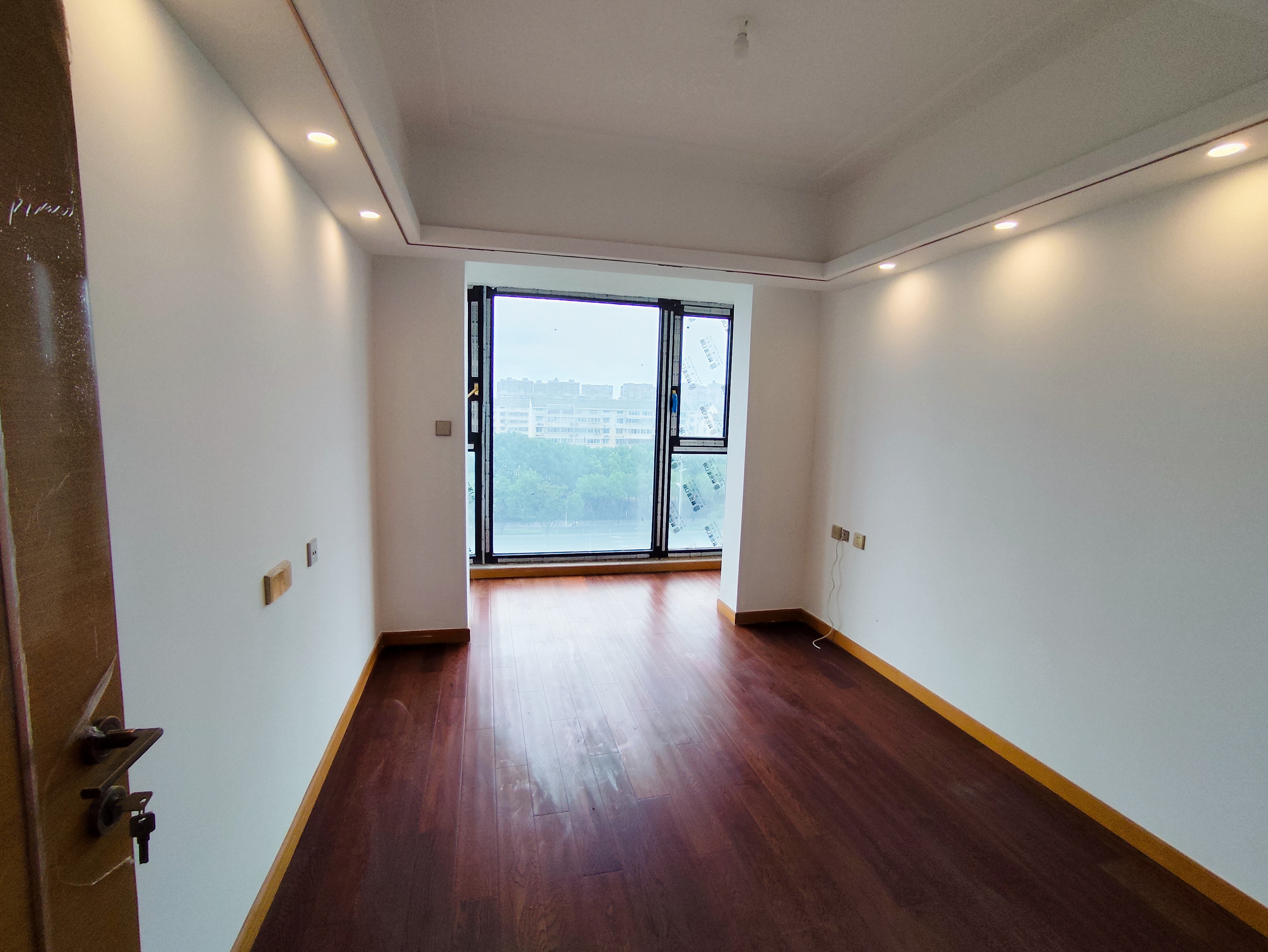 中南世纪花城三期 4室2厅2卫 139.49m&sup2;