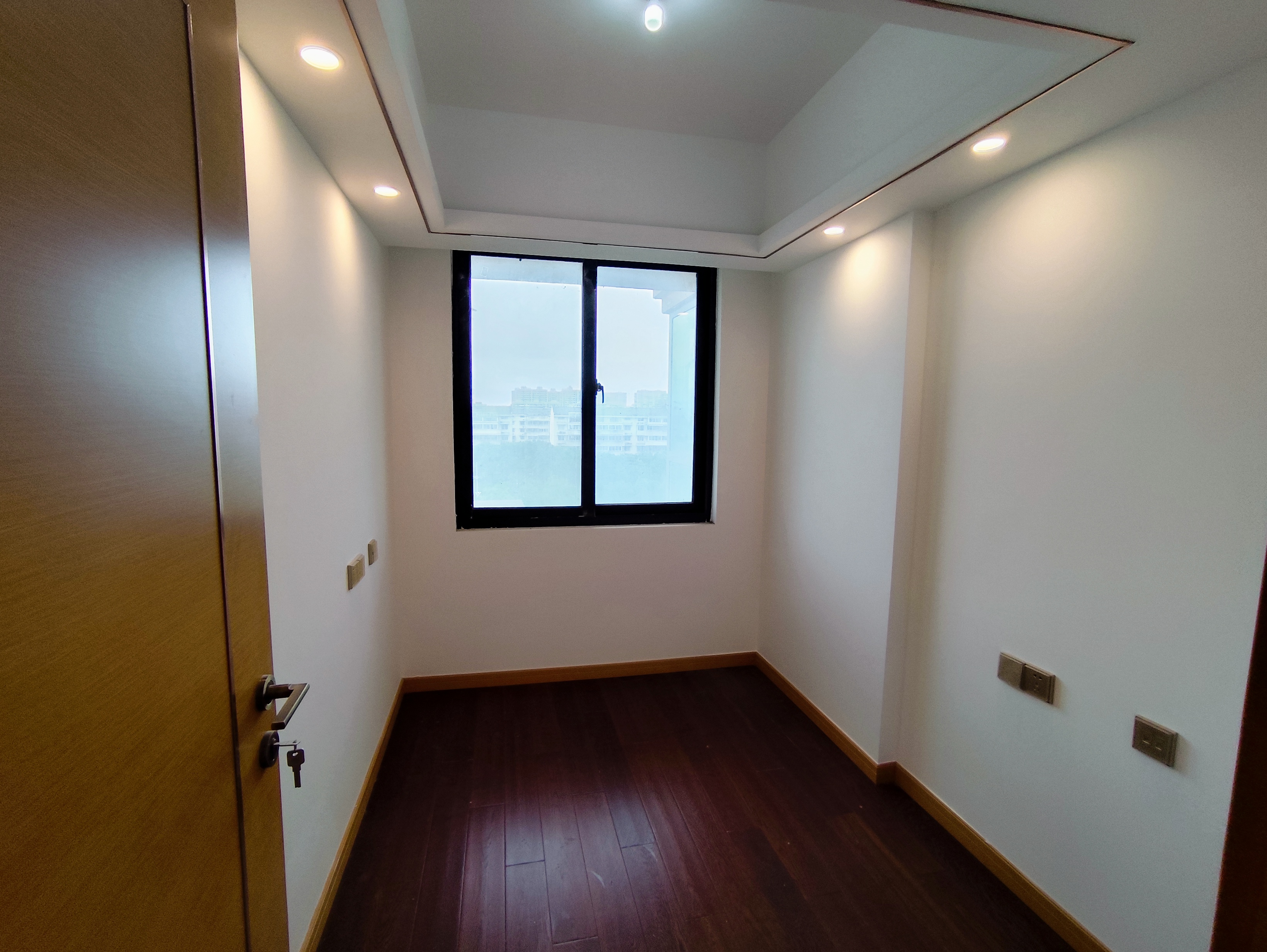 中南世纪花城三期 4室2厅2卫 139.49m&sup2;