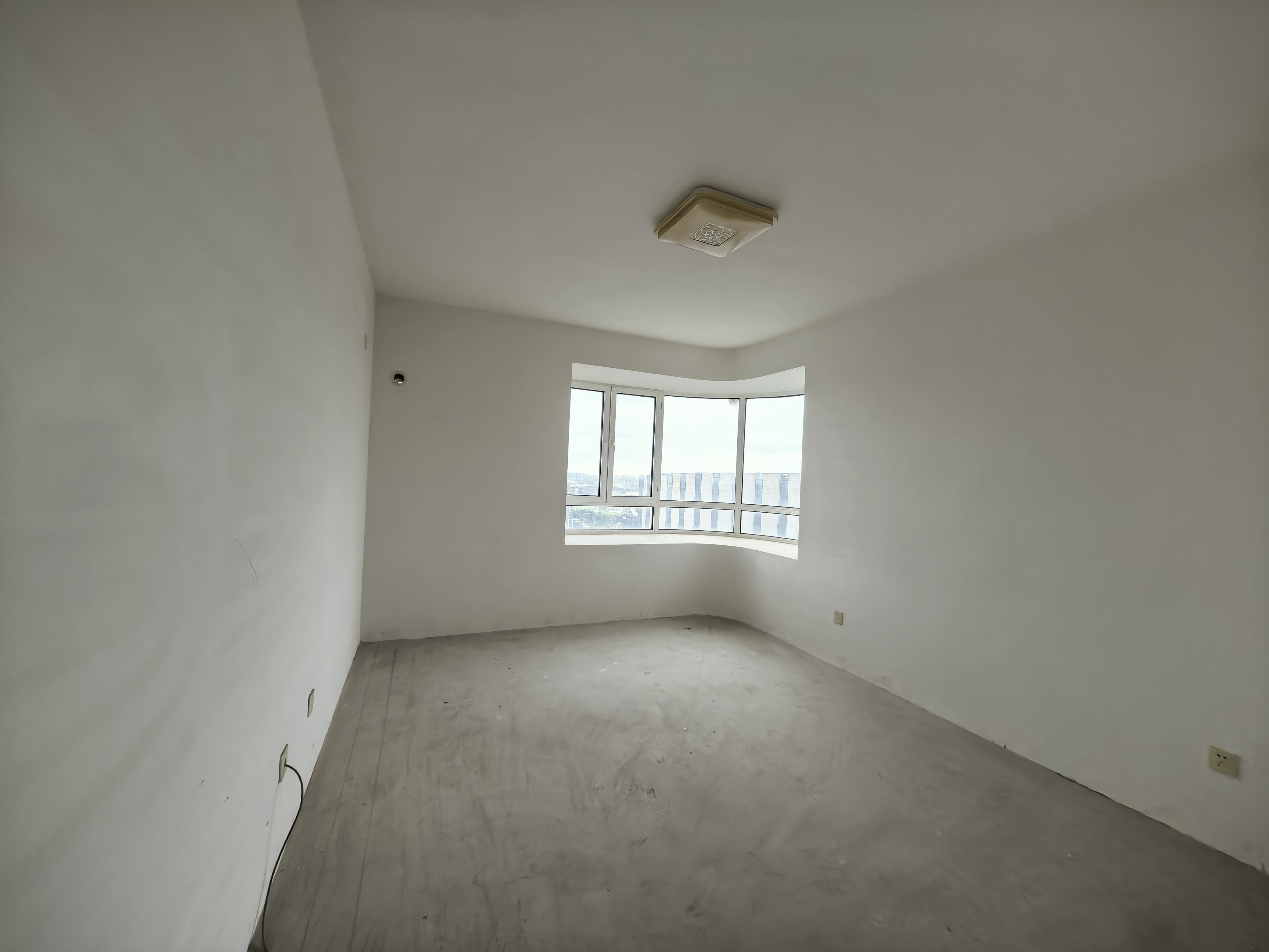 富都豪园 4室2厅2卫 121.00m&sup2;