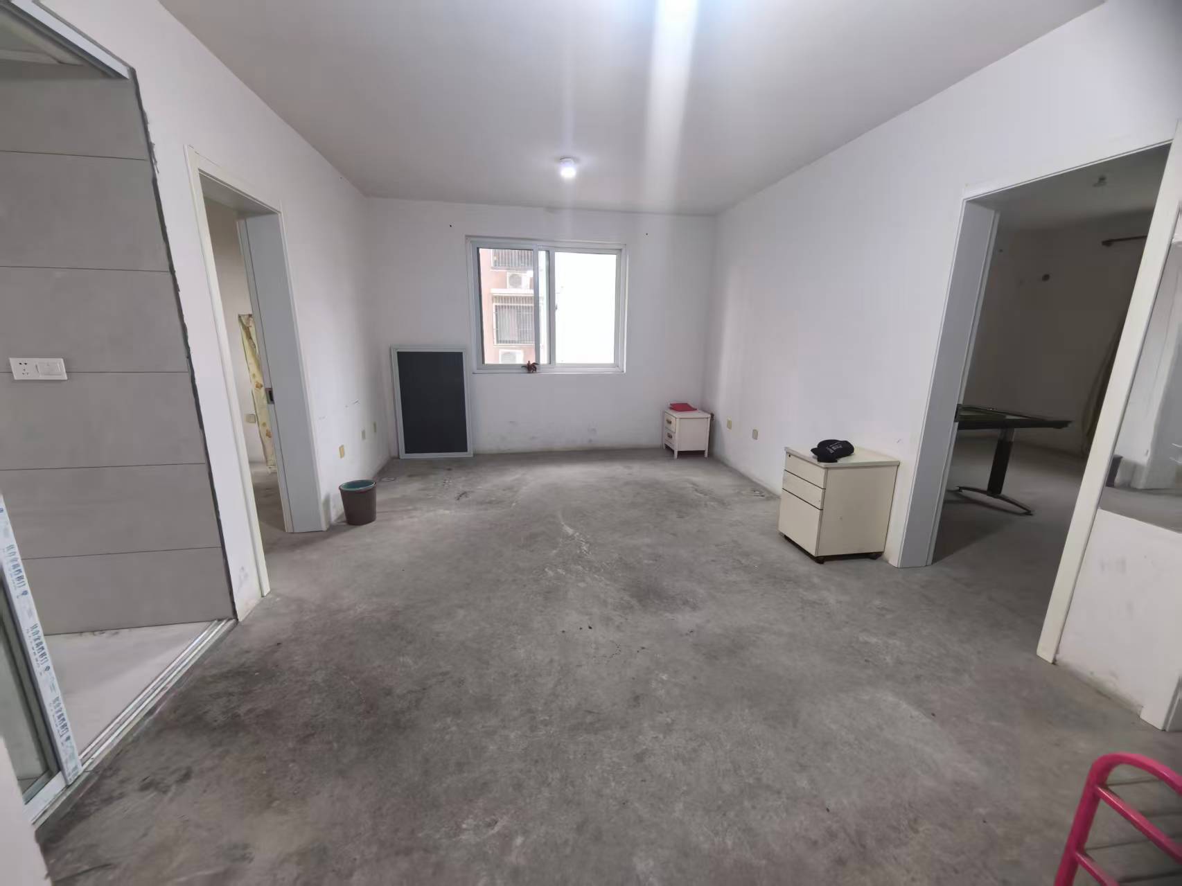 东晖花园 3室1厅1卫 108.77m²