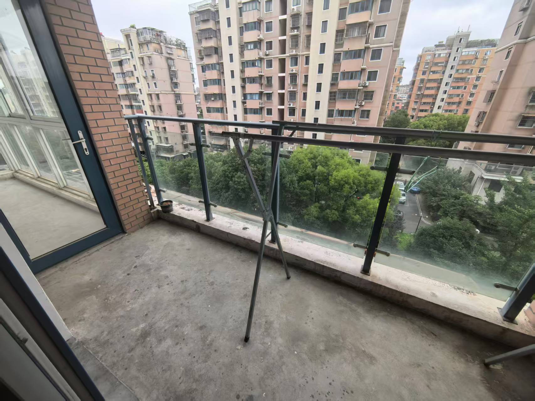 东晖花园 3室1厅1卫 108.77m&sup2;