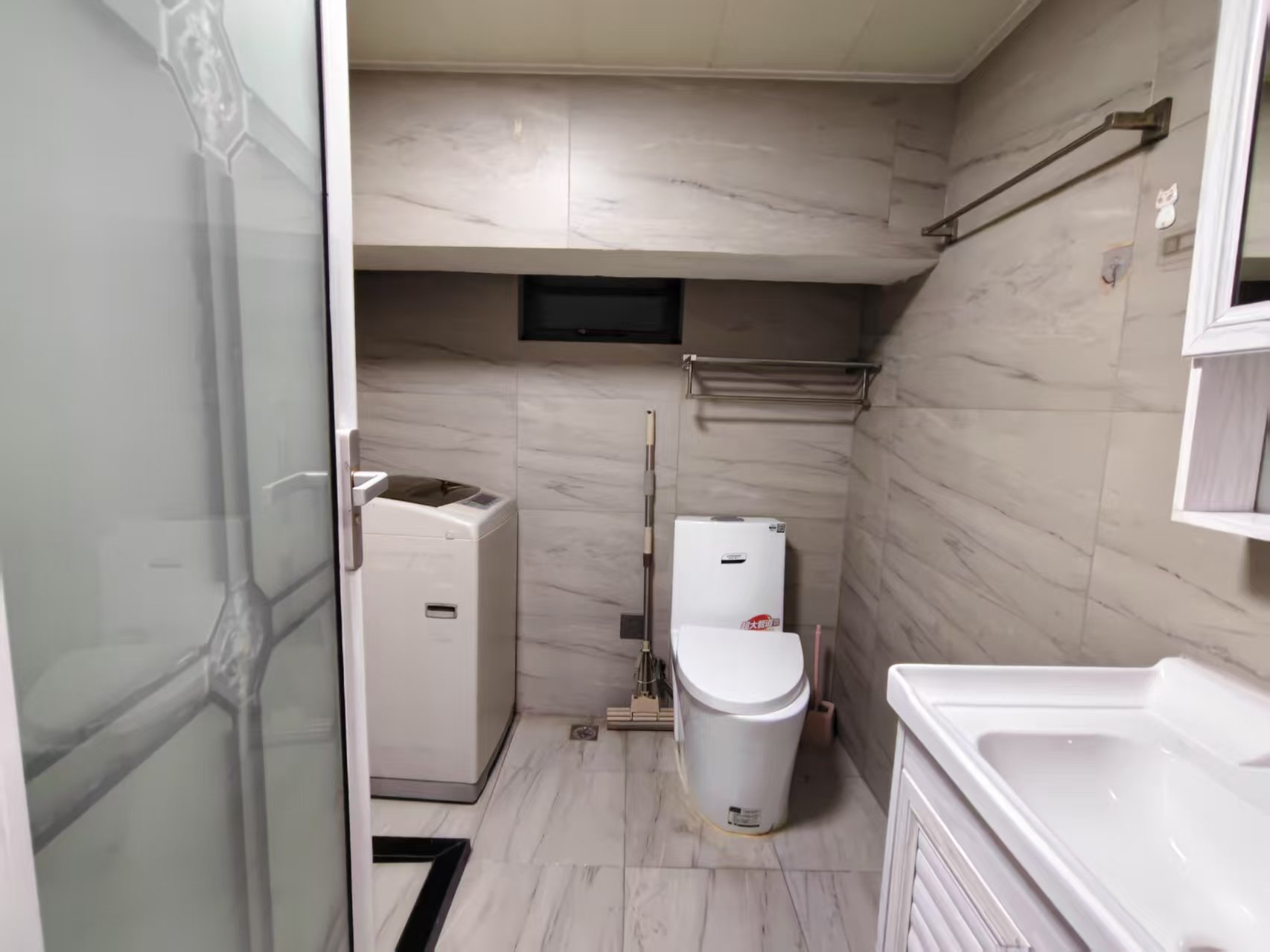 汇富花苑 1室1厅1卫 64.00m&sup2;