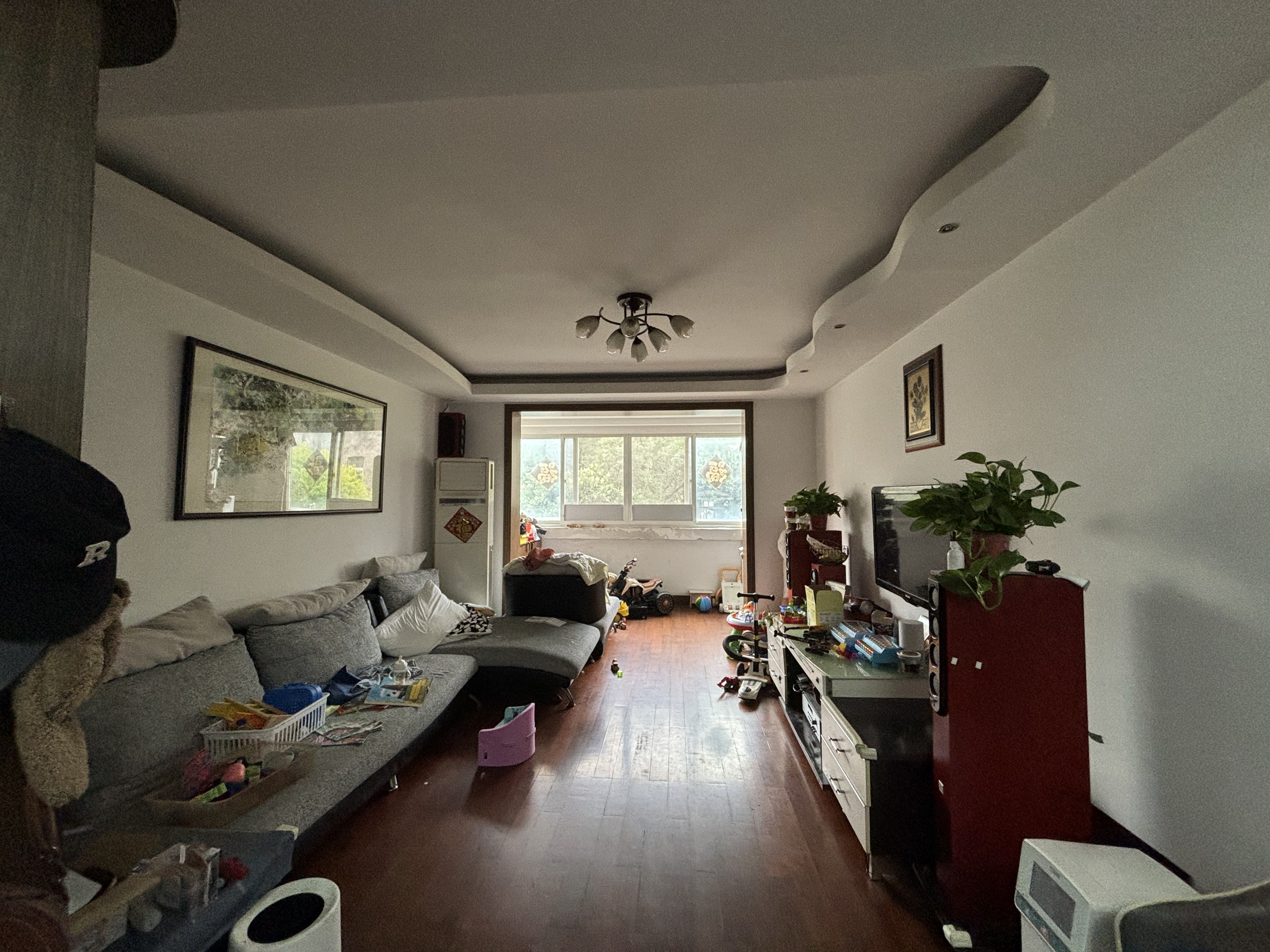苏东花苑 4室2厅2卫 132.5m&sup2;