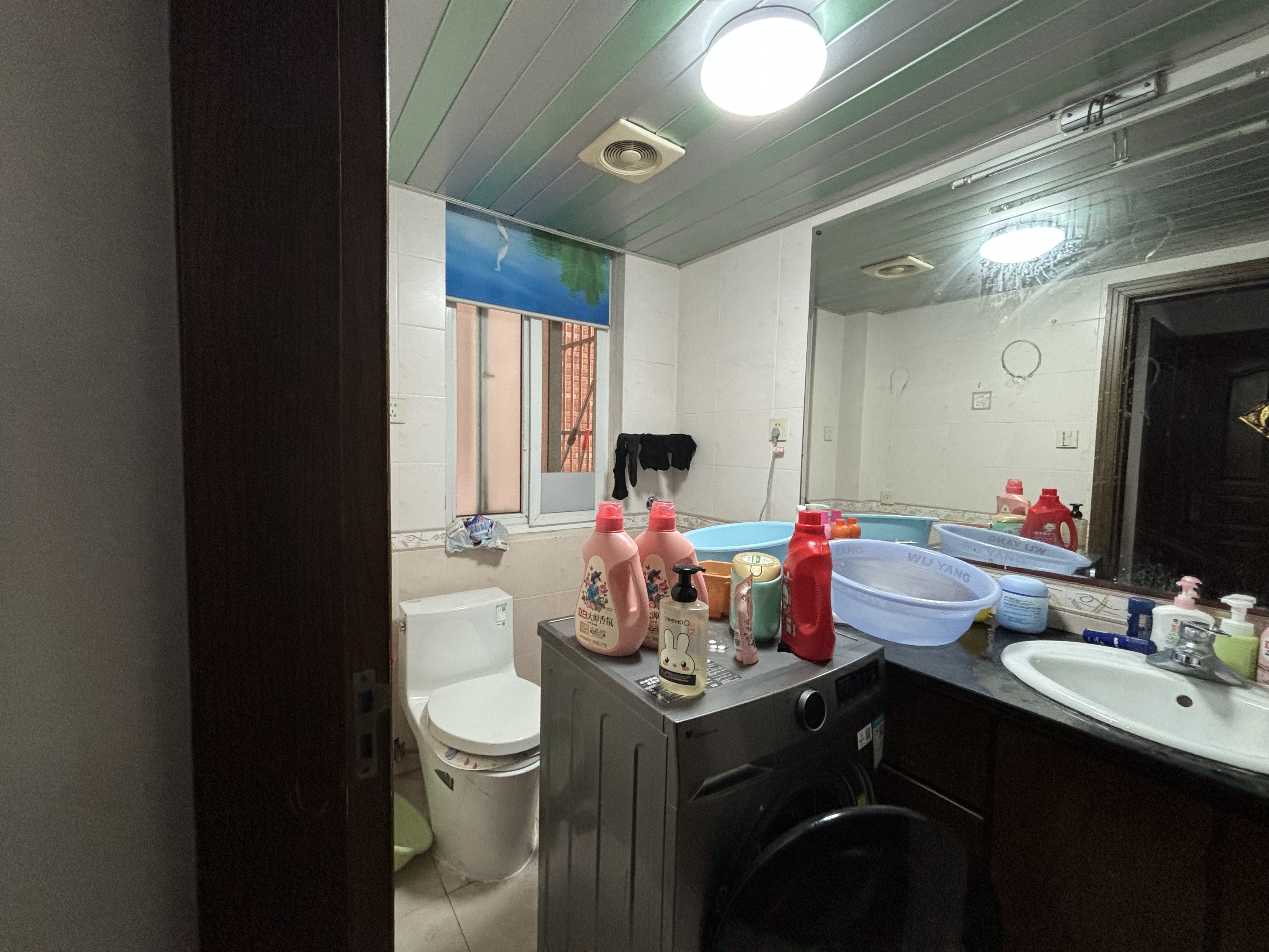 苏东花苑 4室2厅2卫 132.5m&sup2;