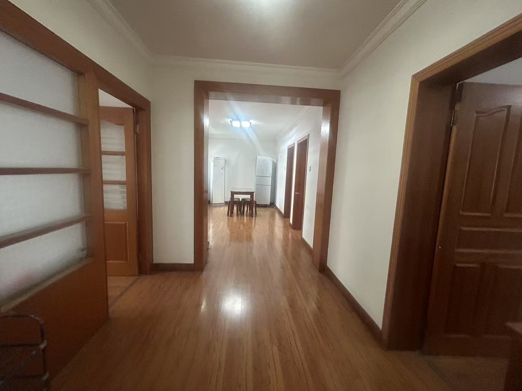 晨苑 3室2厅1卫 118m&sup2;