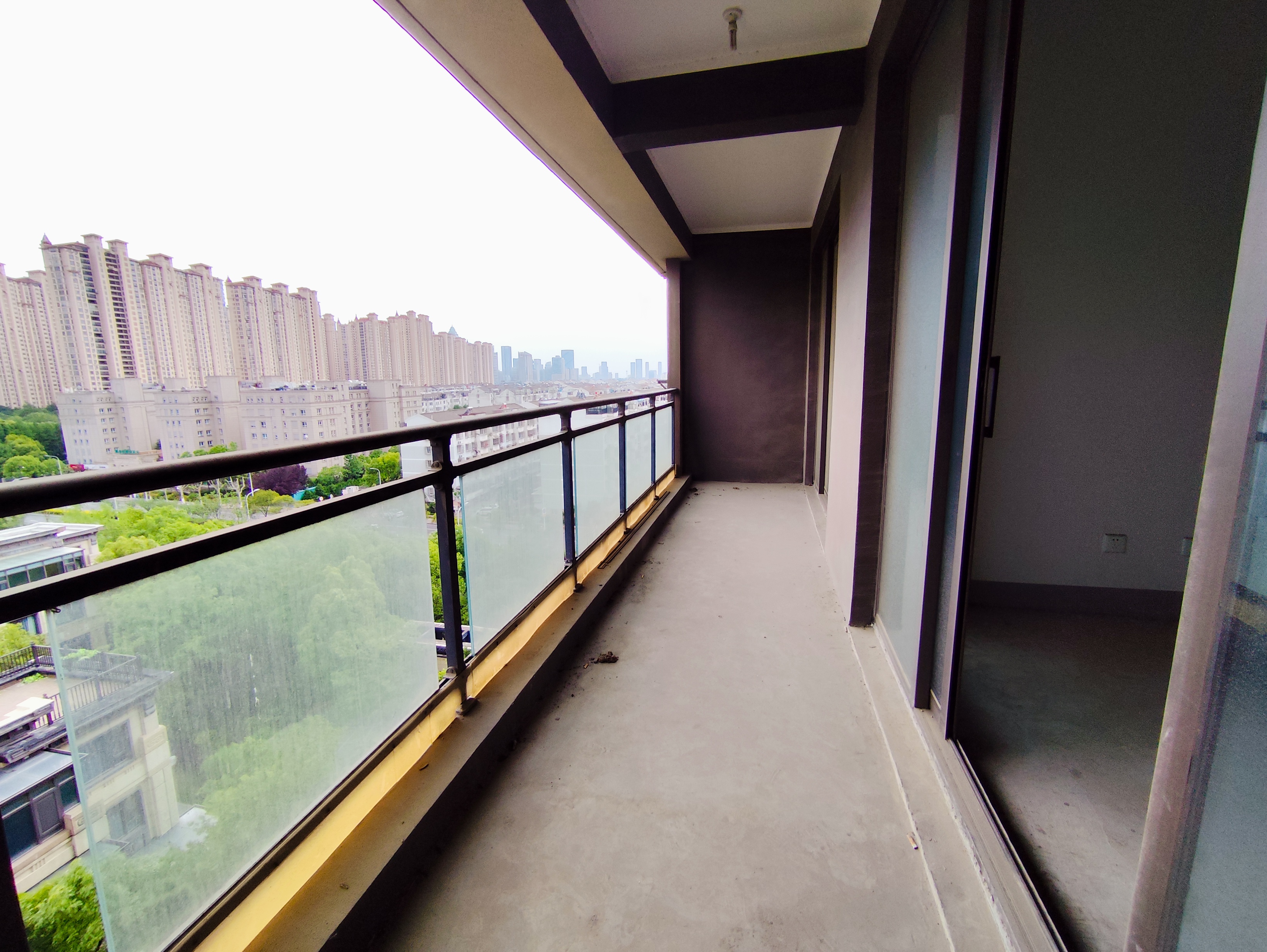 中海上林院 4室2厅2卫 140m&sup2;