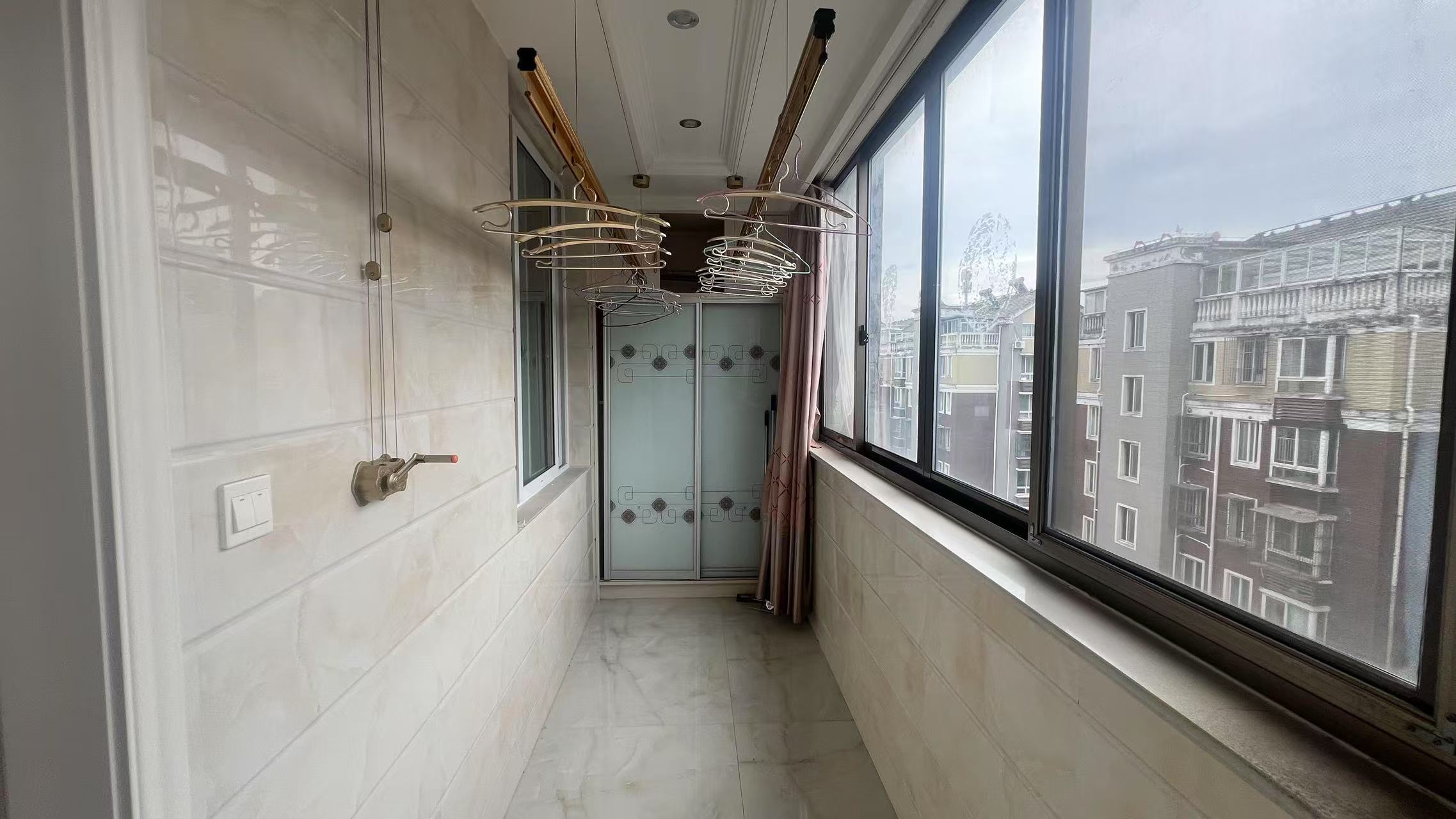 金欣佳园D区 3室1厅1卫 130m&sup2;