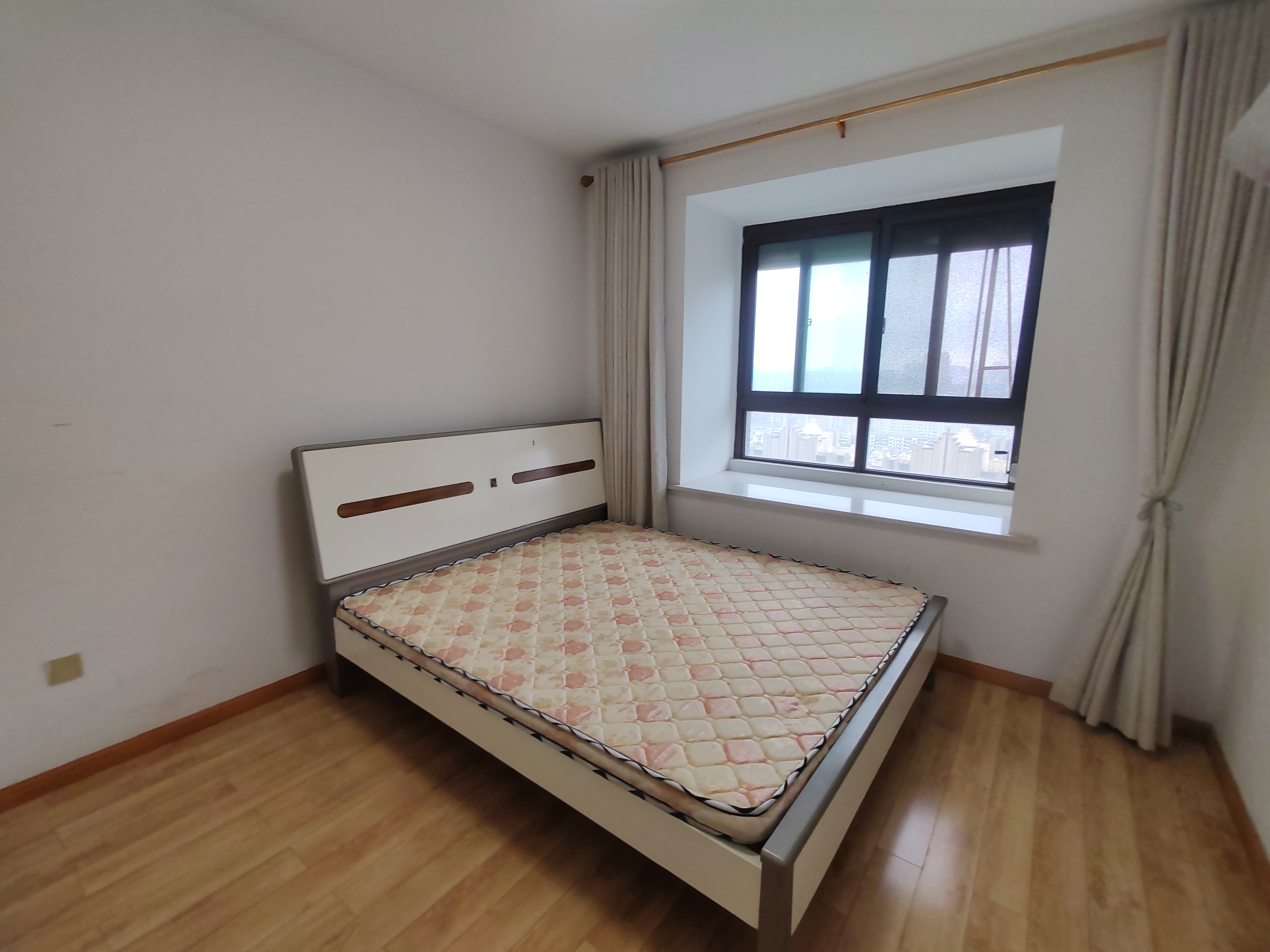 盛和花半里 2室2厅1卫 112m&sup2;