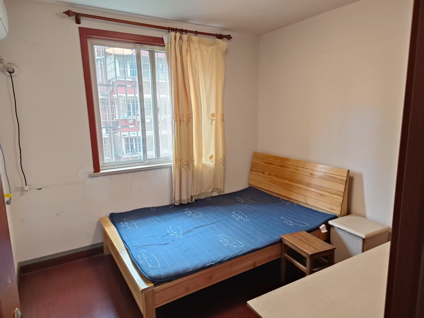 秦灶新村北区 3室1厅1卫 129m&sup2;
