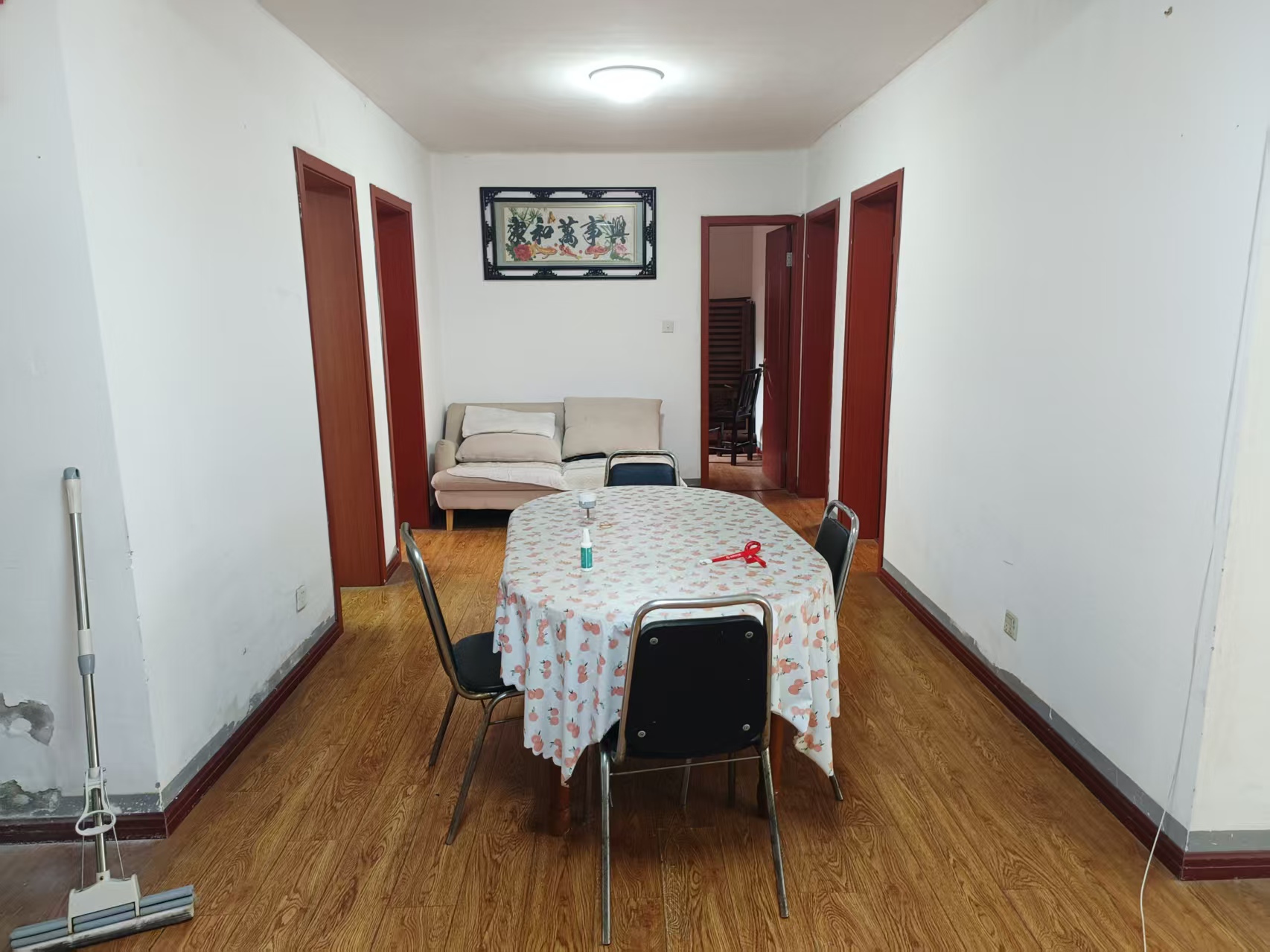 秦灶新村北区 3室1厅1卫 129m&sup2;