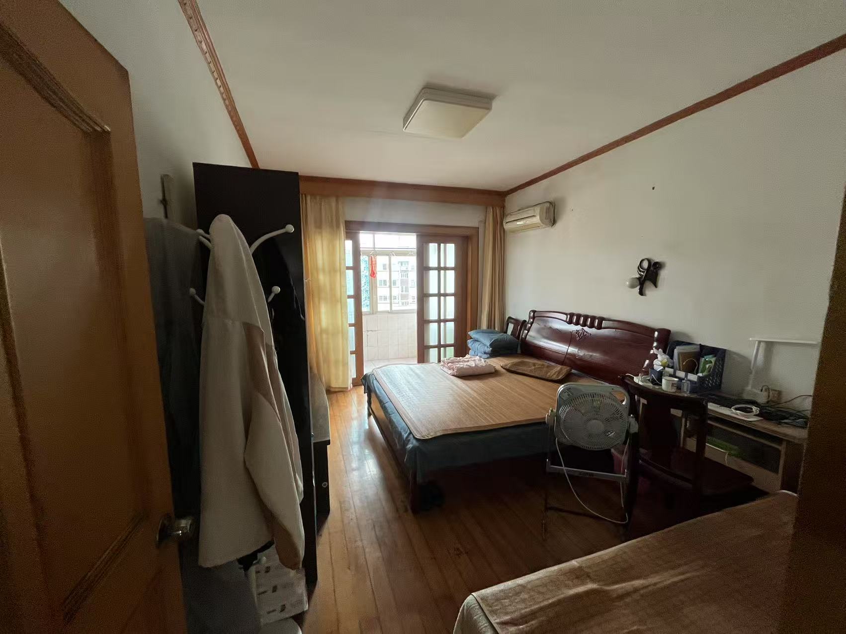 城港新村 3室1厅1卫 87m&sup2;