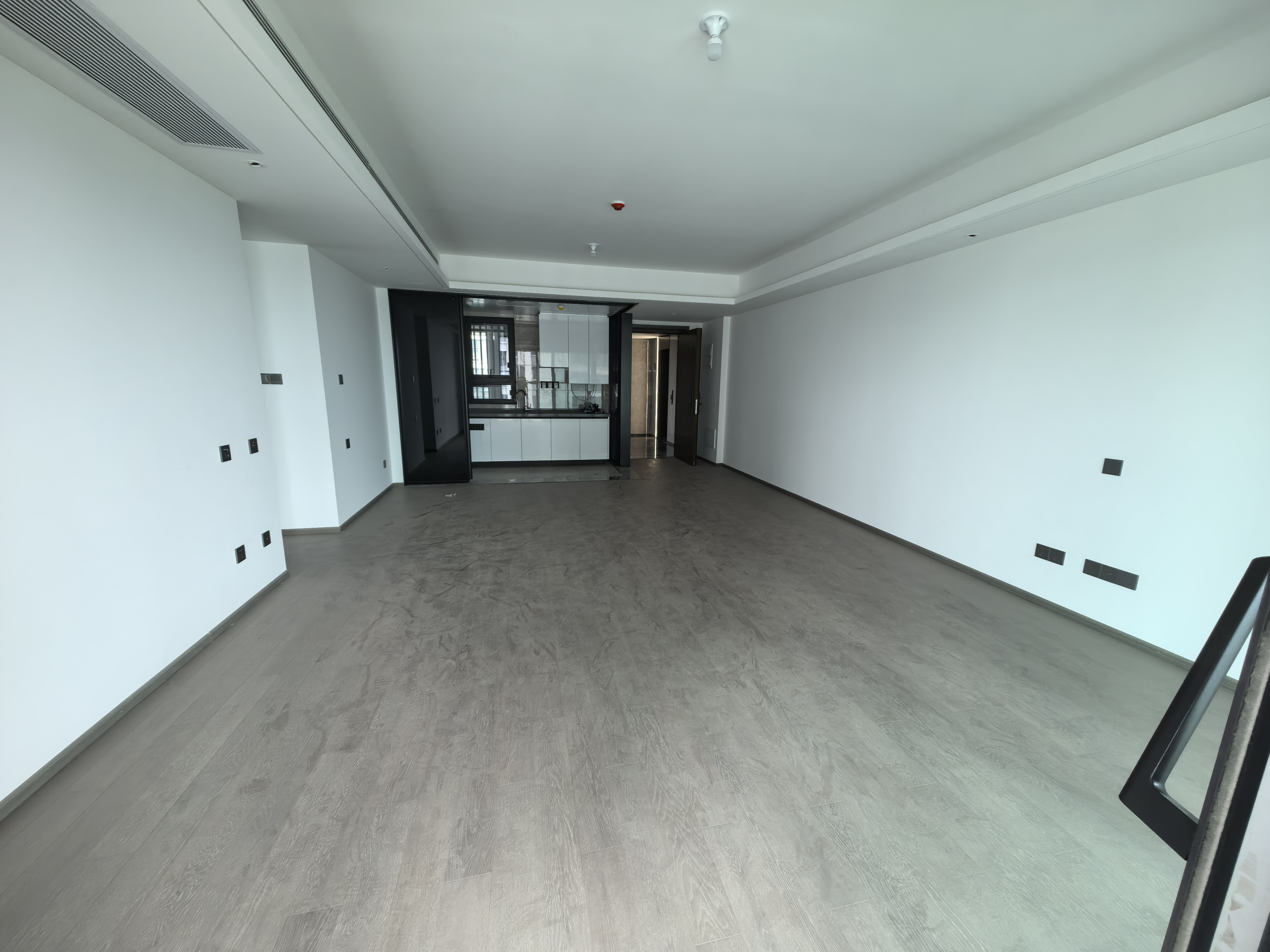 招商公园道 3室2厅2卫 128m&sup2;