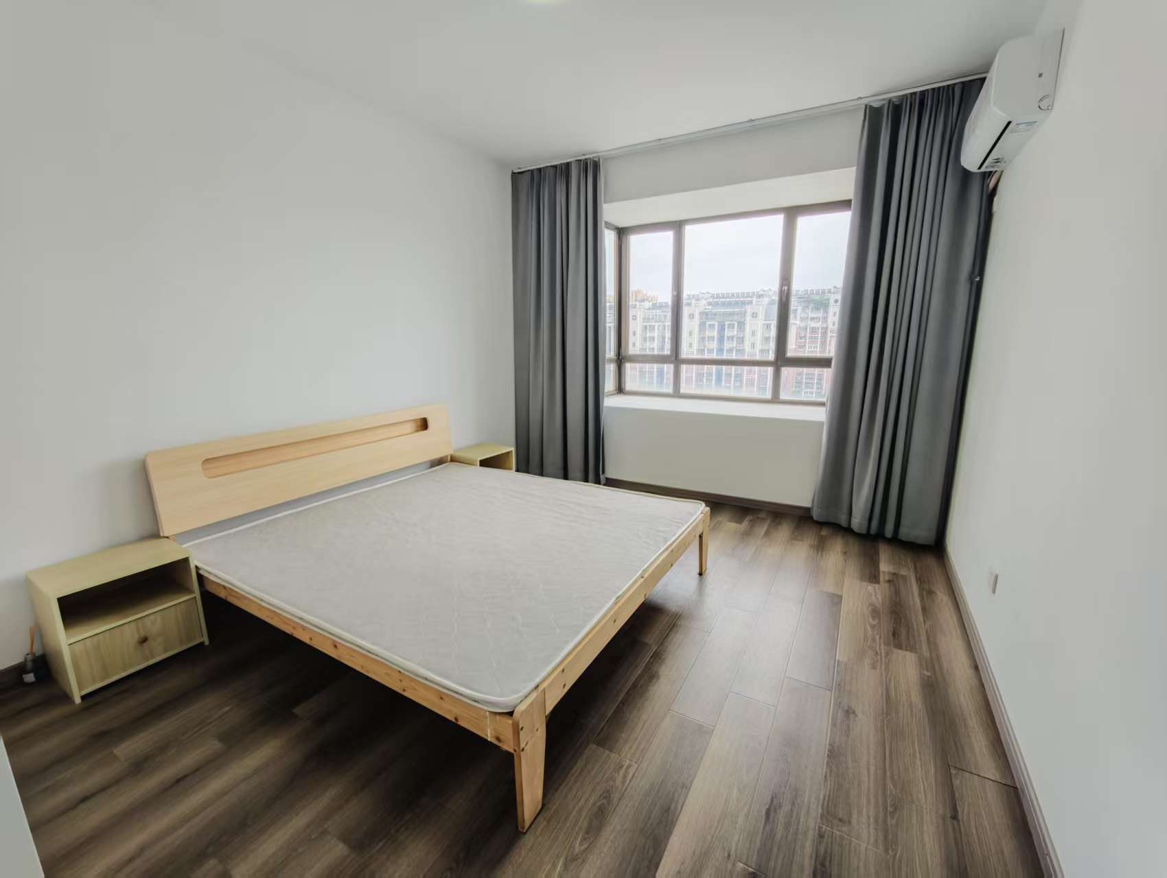 德诚&middot;翰景园 3室2厅1卫 120m&sup2;