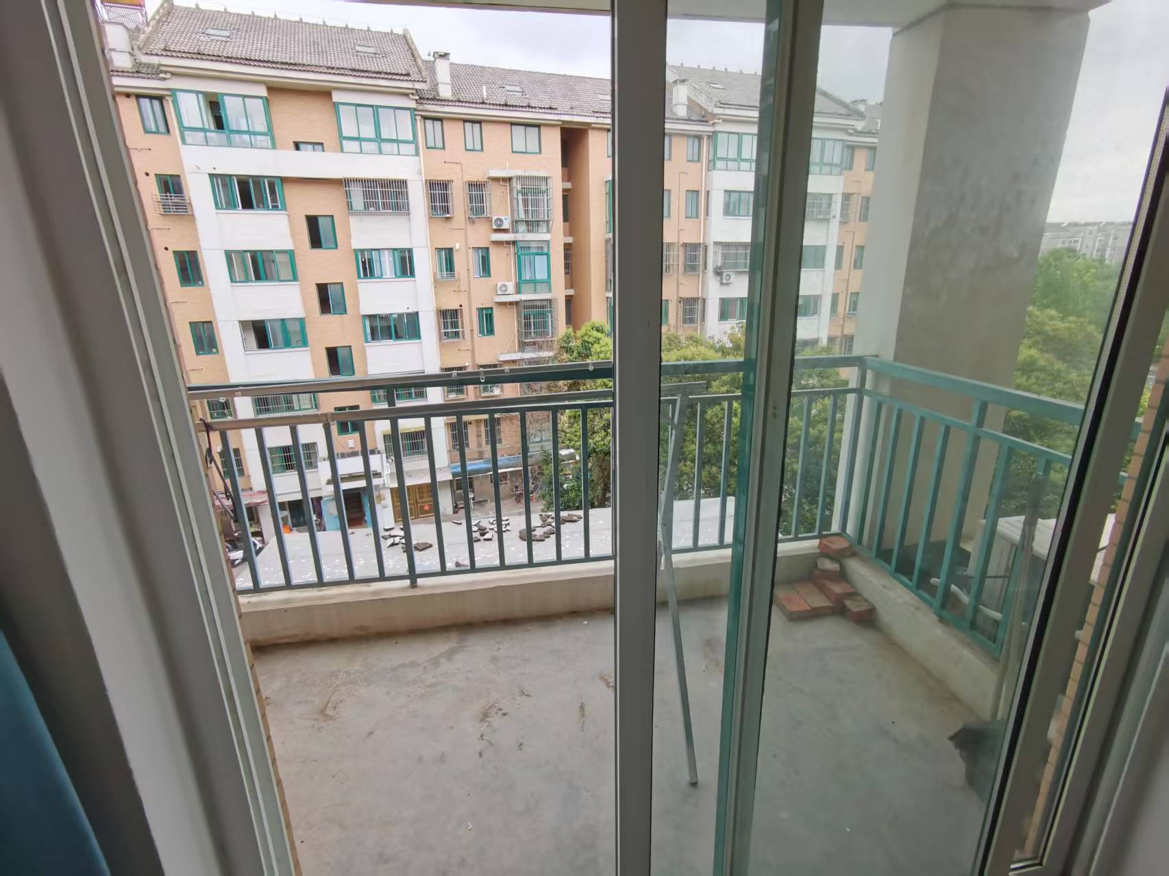 源兴花苑南区 1室1厅1卫 68m&sup2;