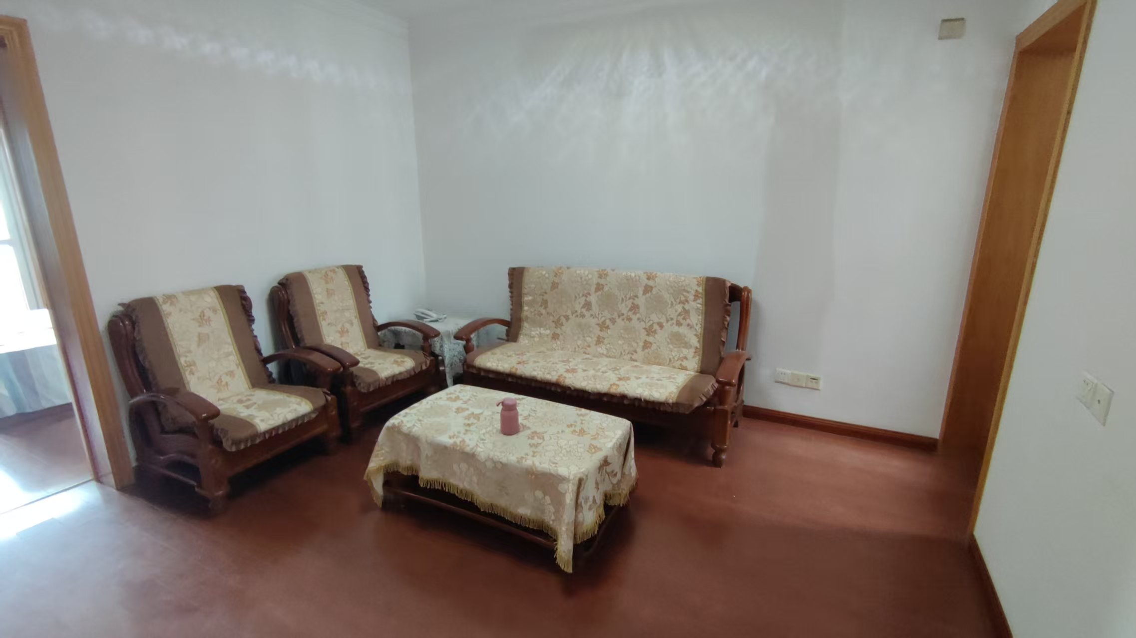 濠河经典苑 1室1厅1卫 63m²