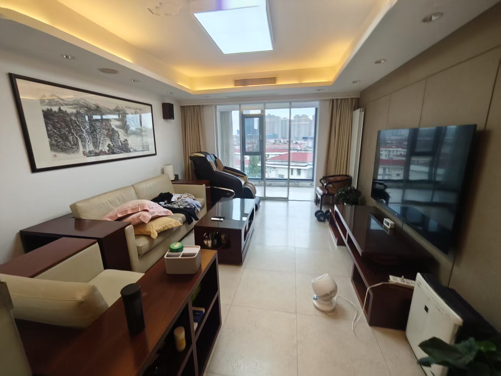 天地华庭 6室2厅2卫 210.00m&sup2;