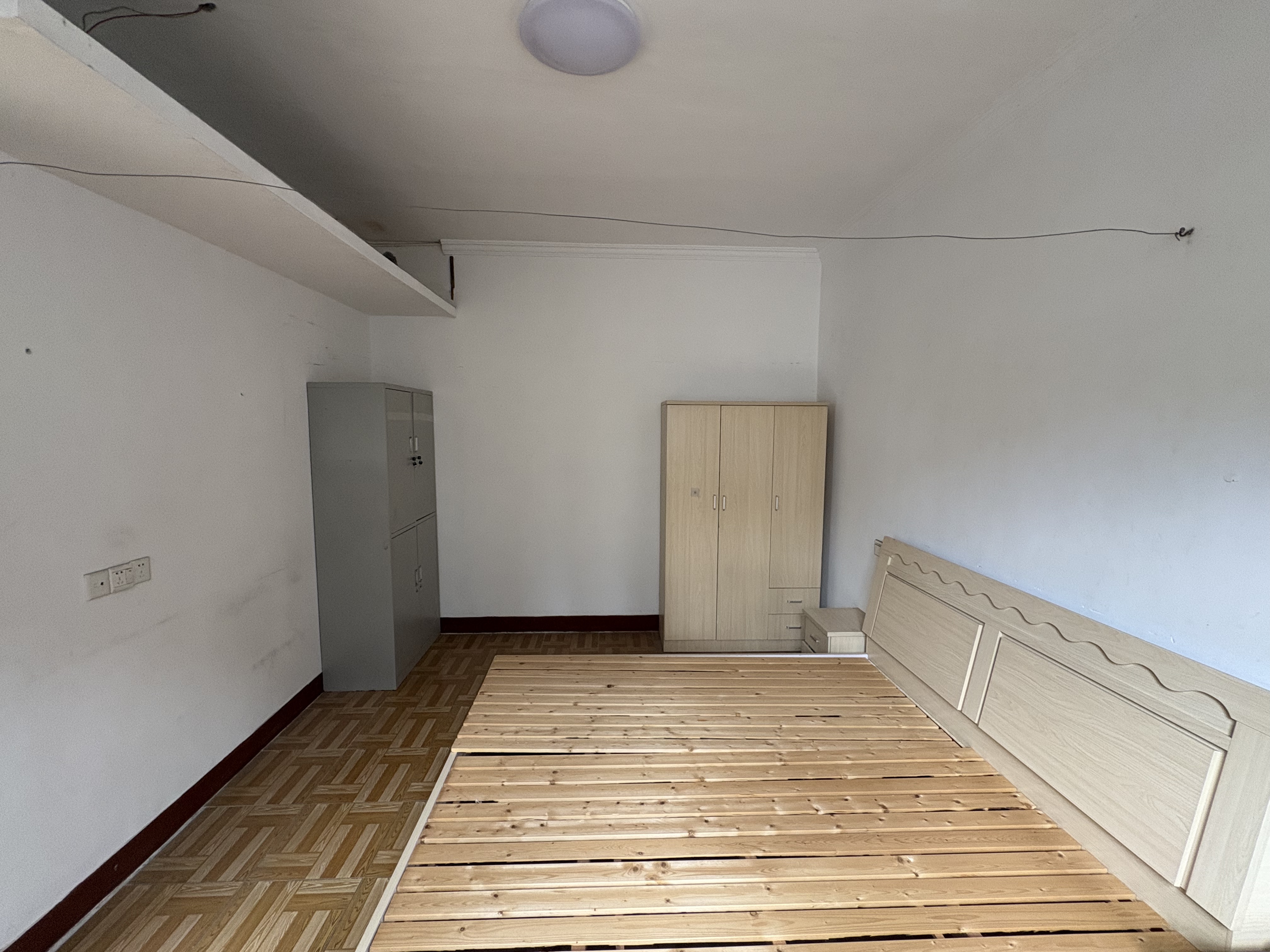 新建路新村(新建花苑) 1室1厅1卫 51.87m&sup2;