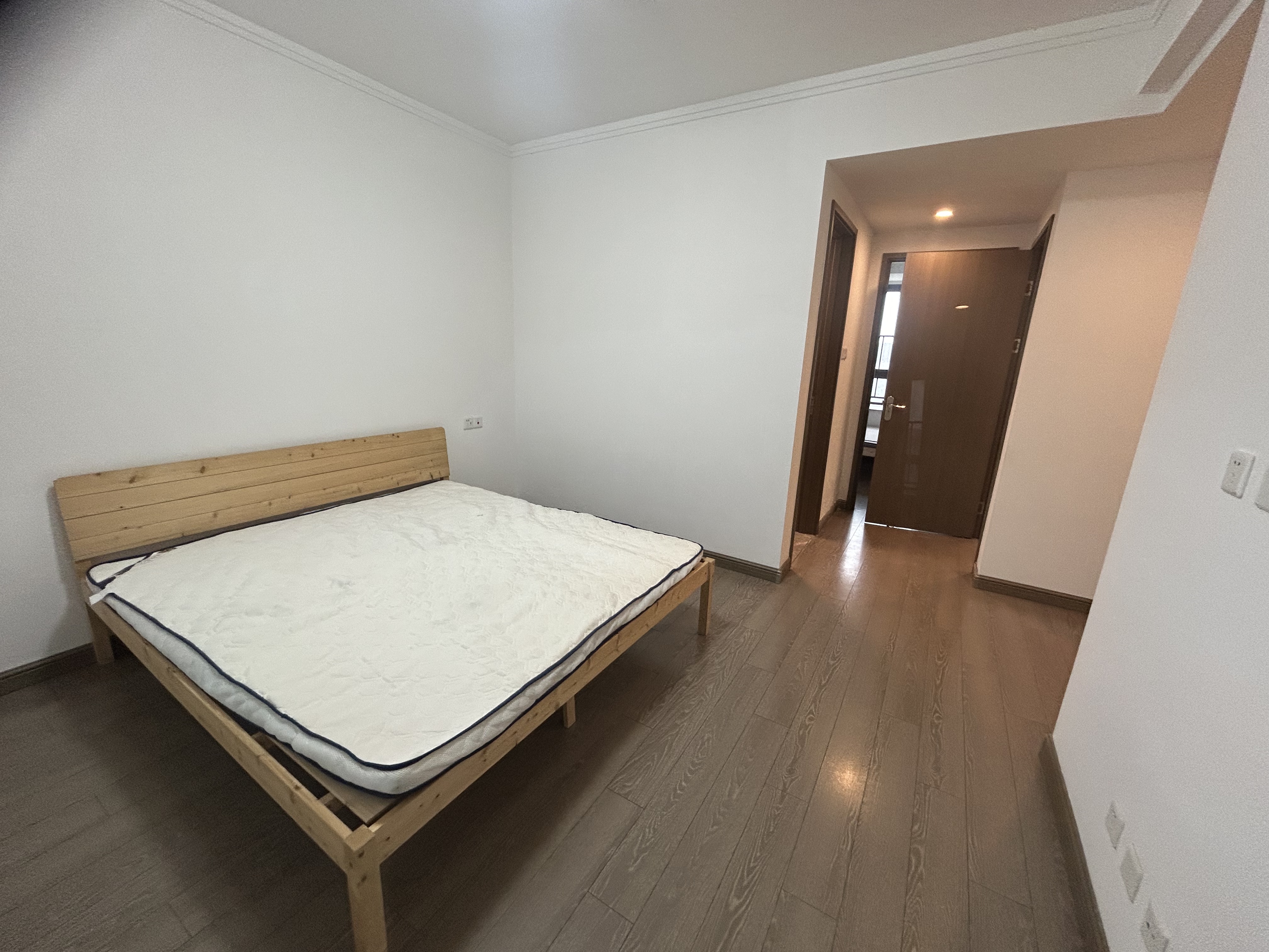 华强国际公馆 4室2厅2卫 149.00m&sup2;