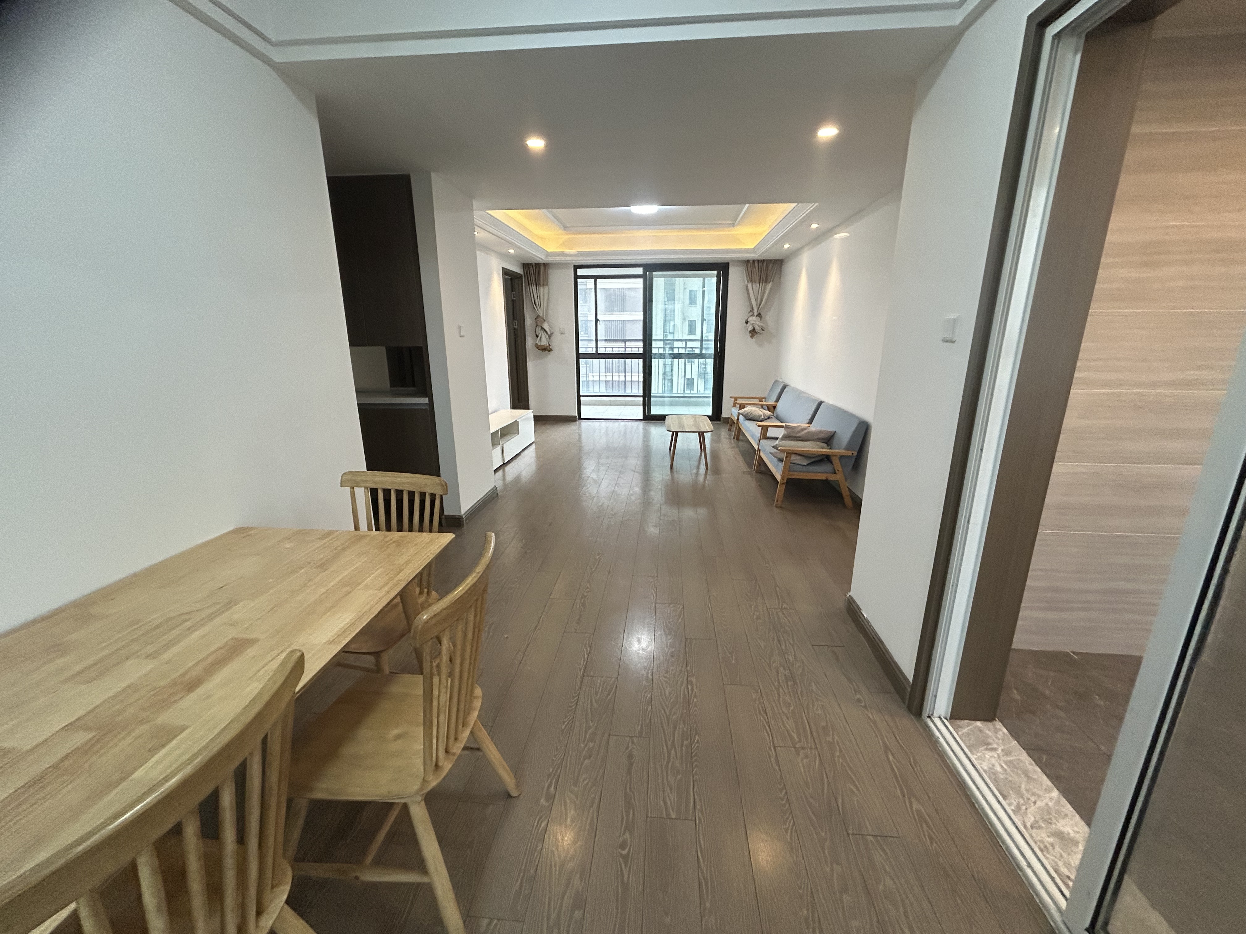 华强国际公馆 4室2厅2卫 149.00m&sup2;