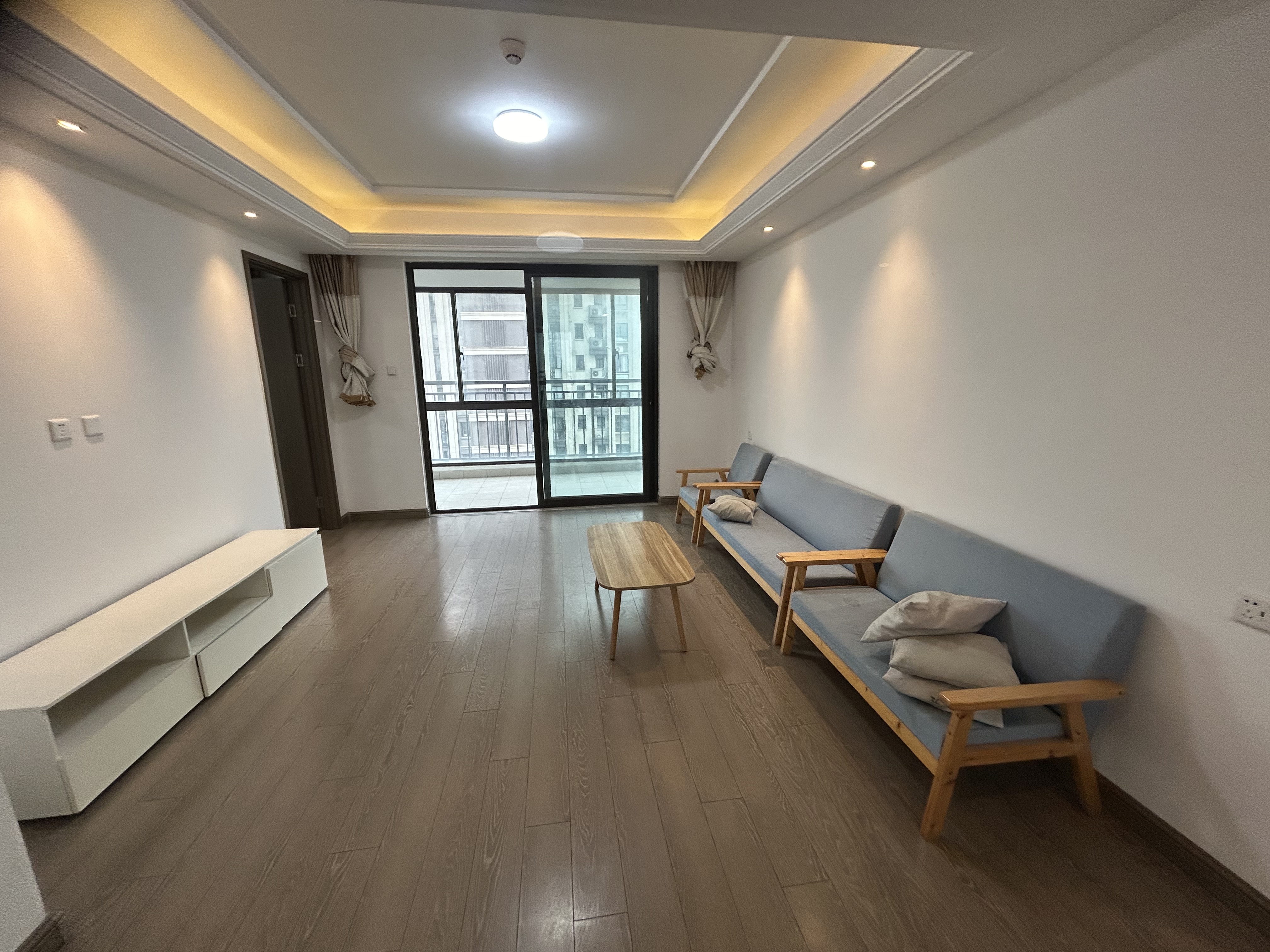 华强国际公馆 4室2厅2卫 149.00m&sup2;