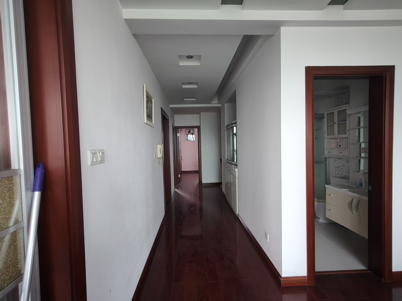 江海皇都私家花园 3室2厅2卫 164.00m&sup2;