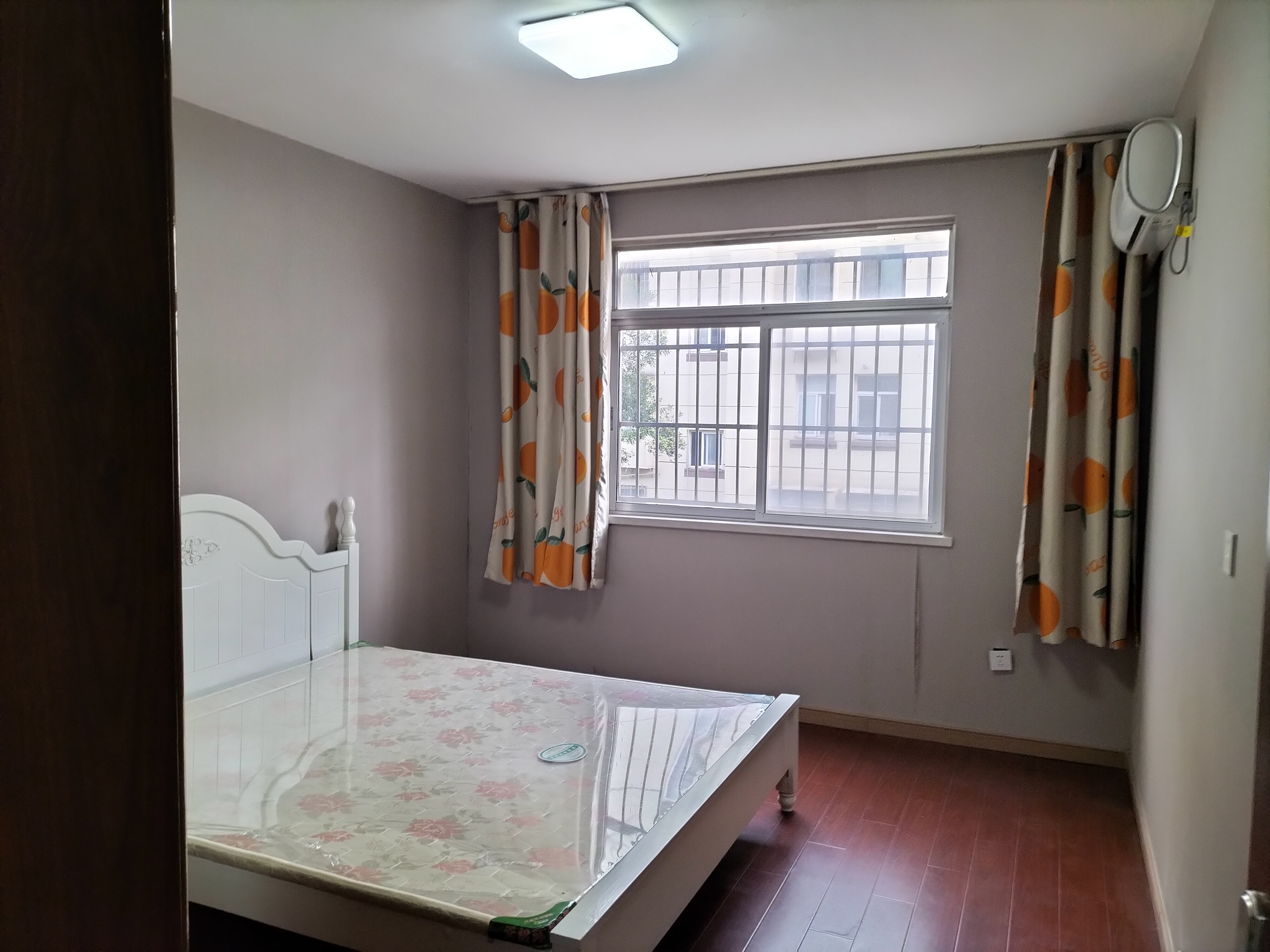 文峰新村 3室1厅1卫 82m&sup2;