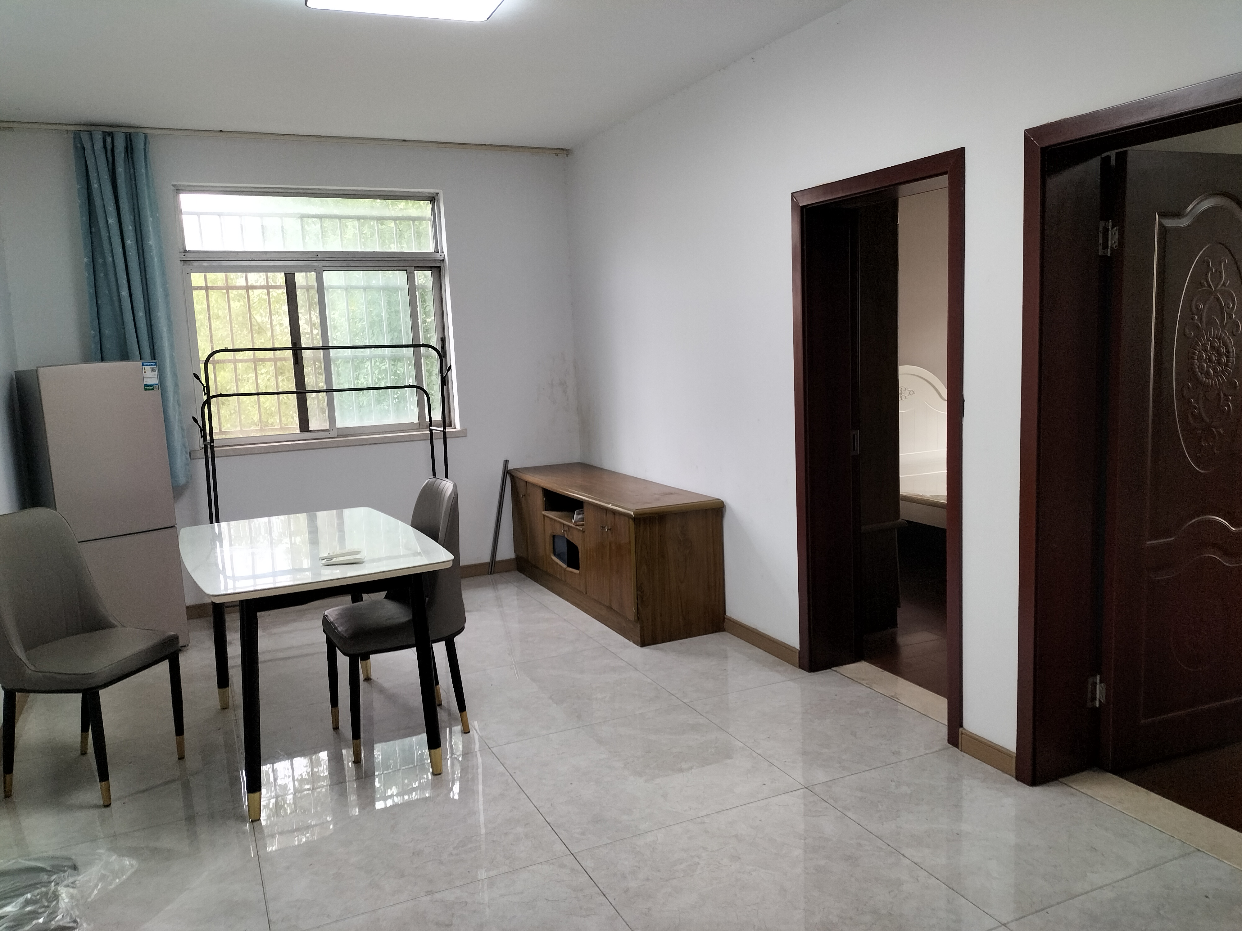 文峰新村 3室1厅1卫 82m&sup2;