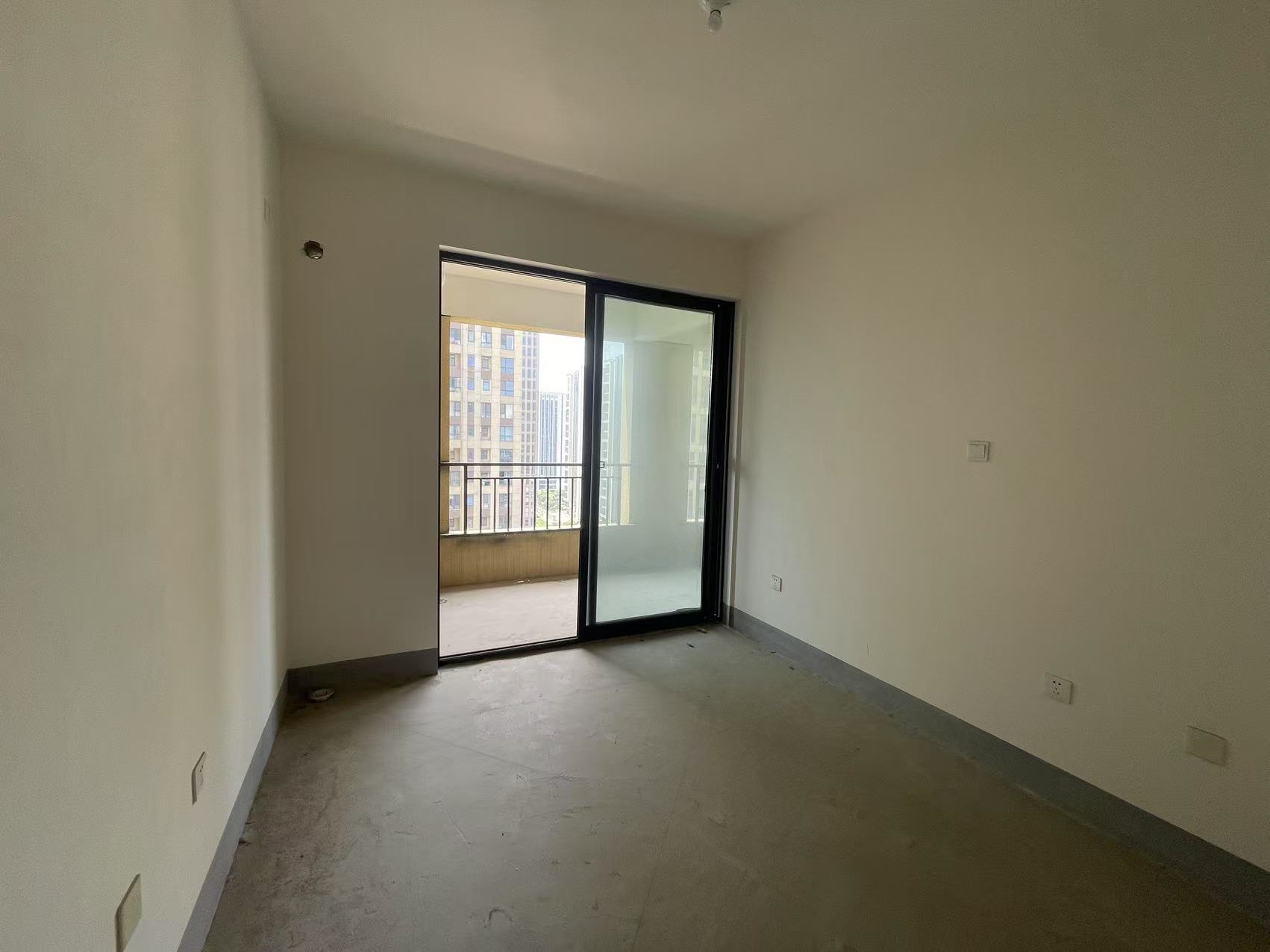 翠园 3室2厅1卫 92.46m&sup2;