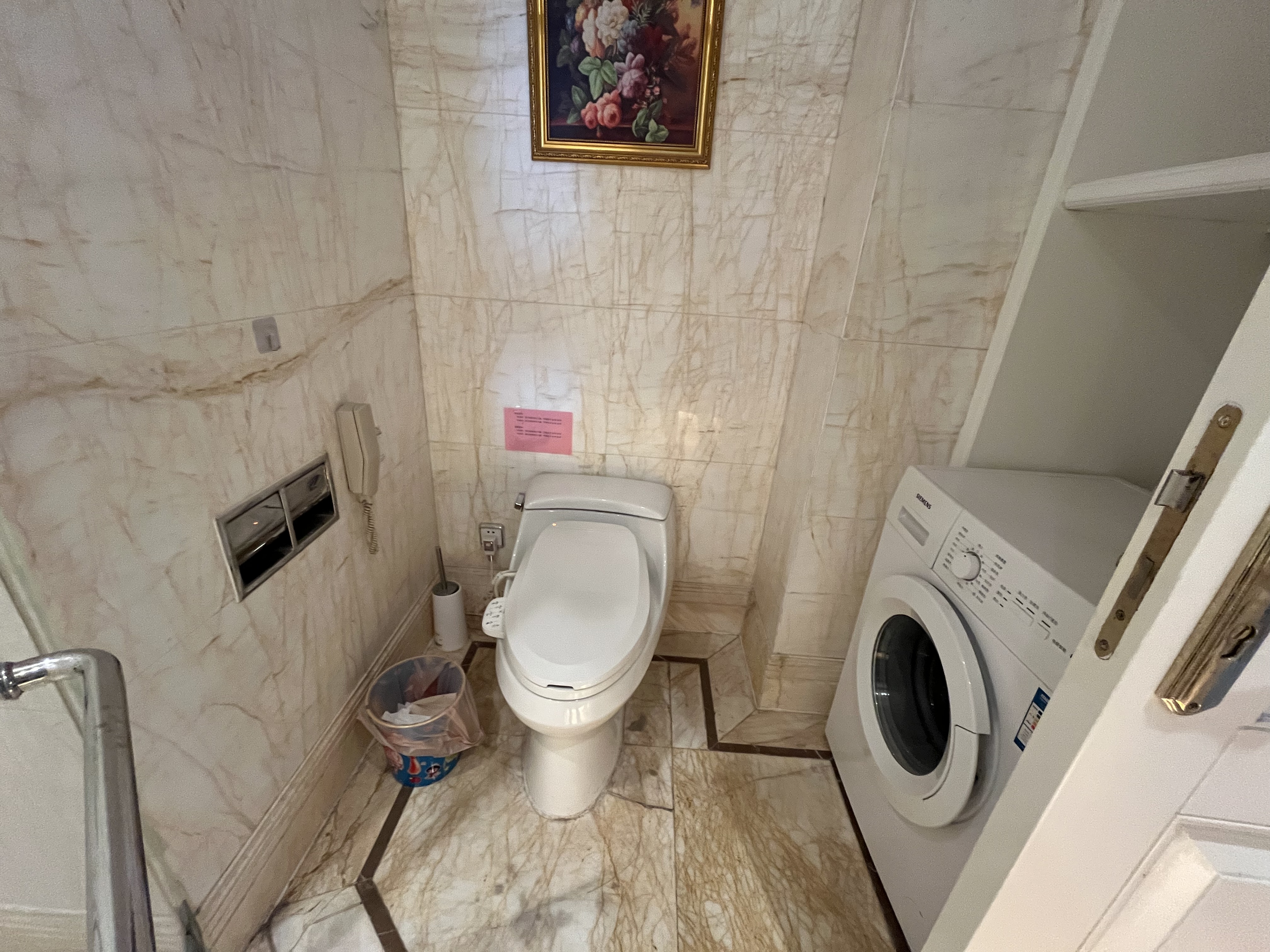 金石国际大酒店 1室1厅1卫 65m&sup2;