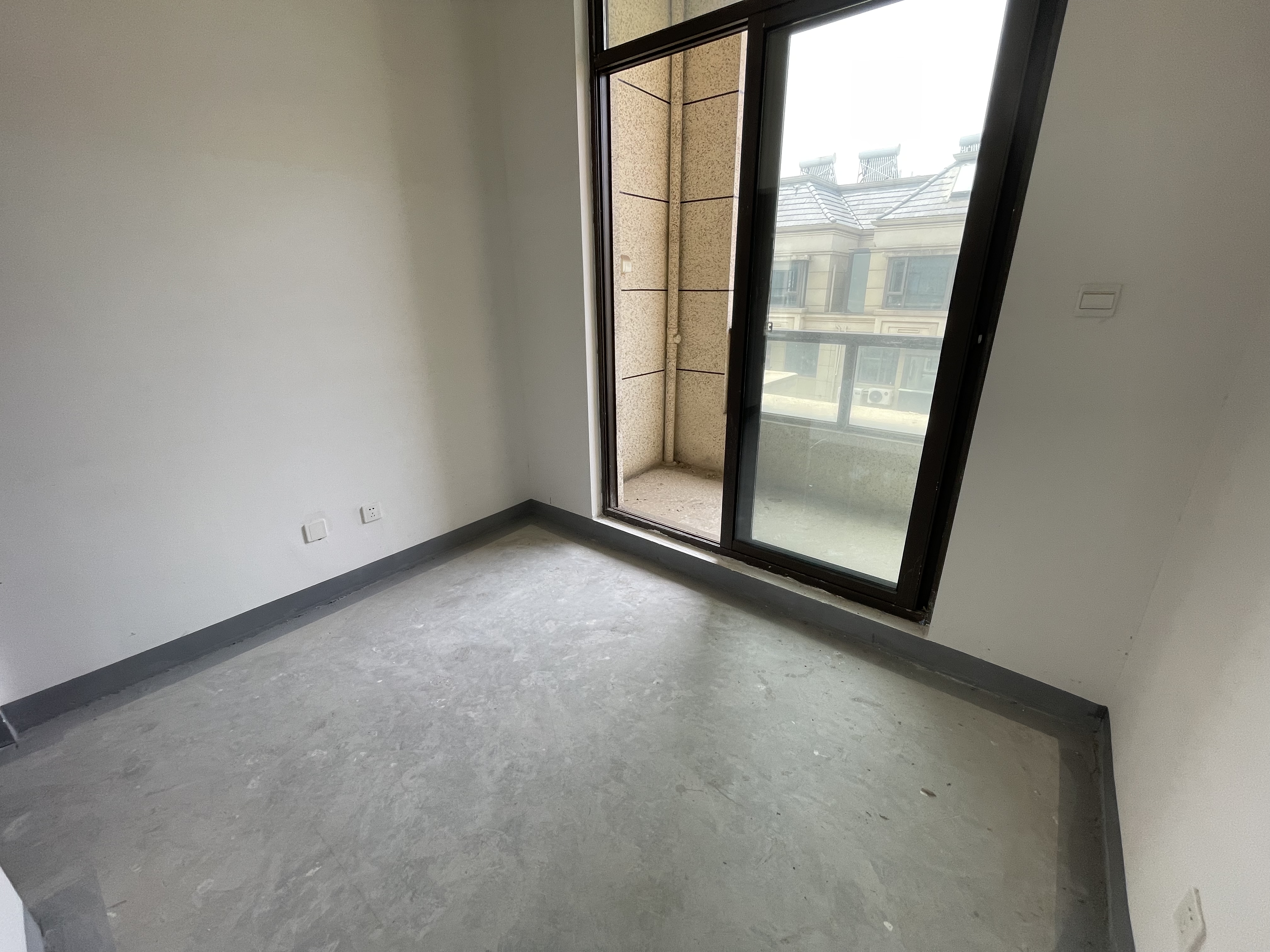中南熙悦(南通经济技术开发区) 4室2厅3卫 133m&sup2;