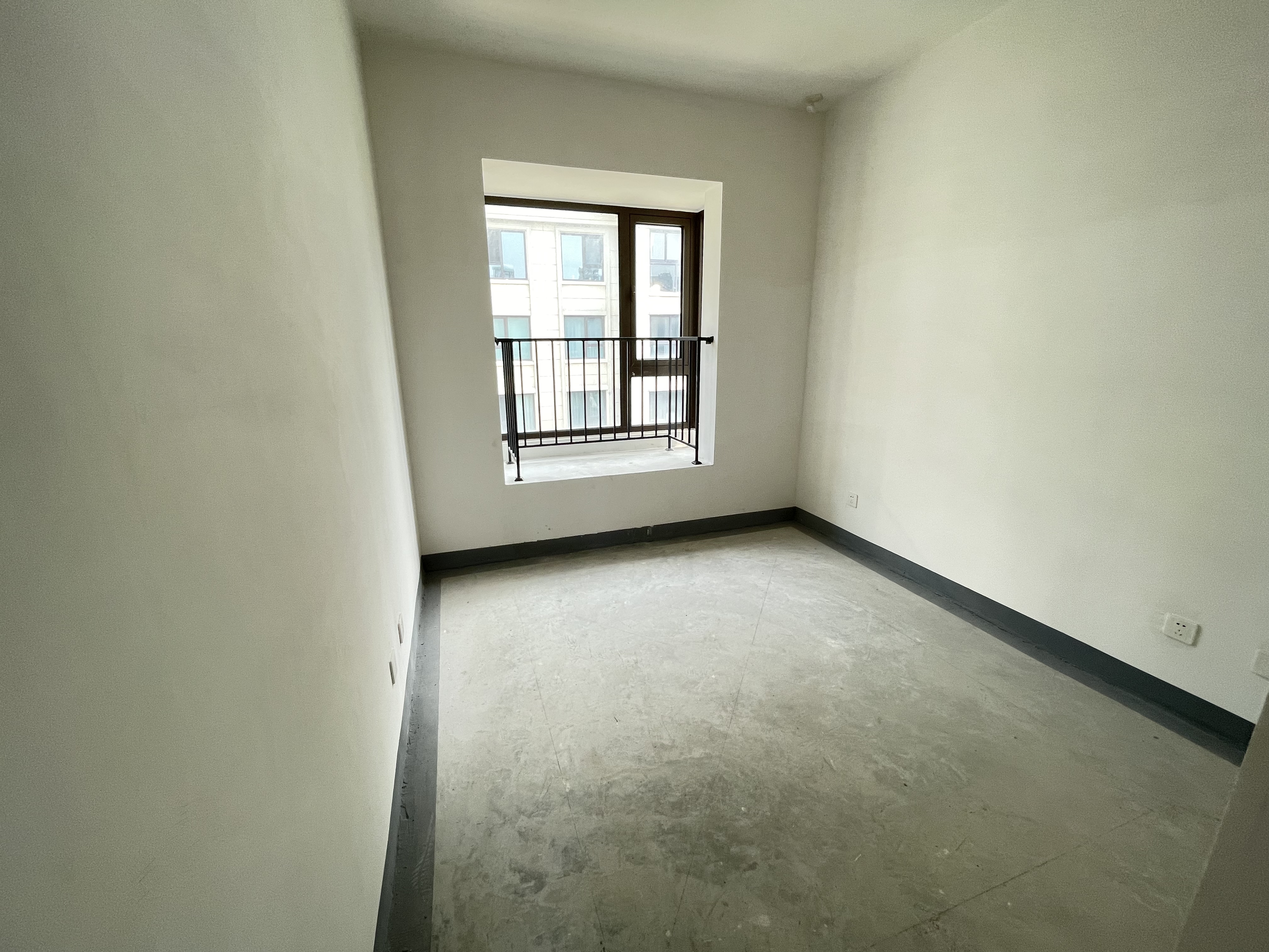 中南熙悦(南通经济技术开发区) 4室2厅3卫 133m&sup2;
