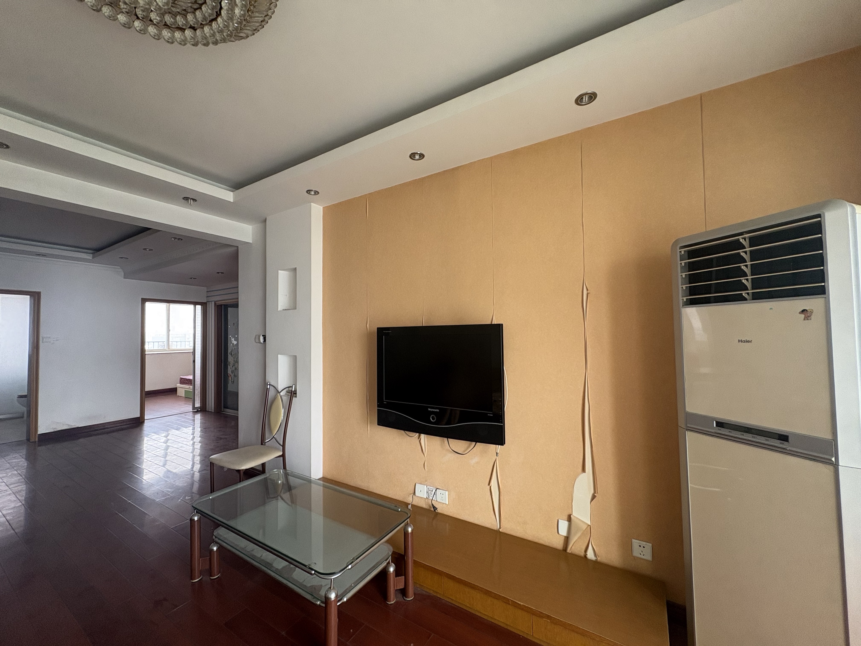 和睦小区 3室2厅1卫 118m²