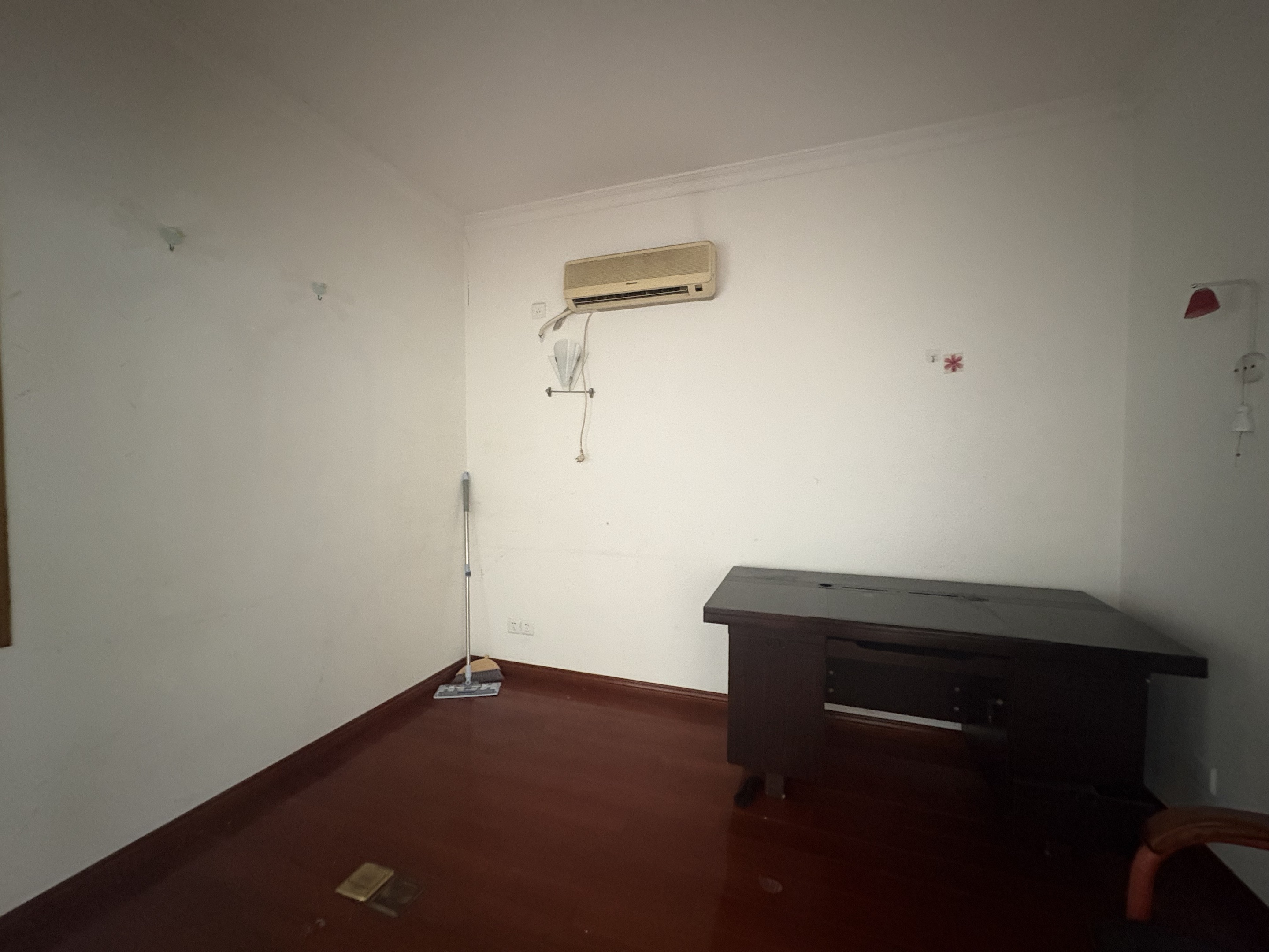 和睦小区 3室2厅1卫 118m&sup2;