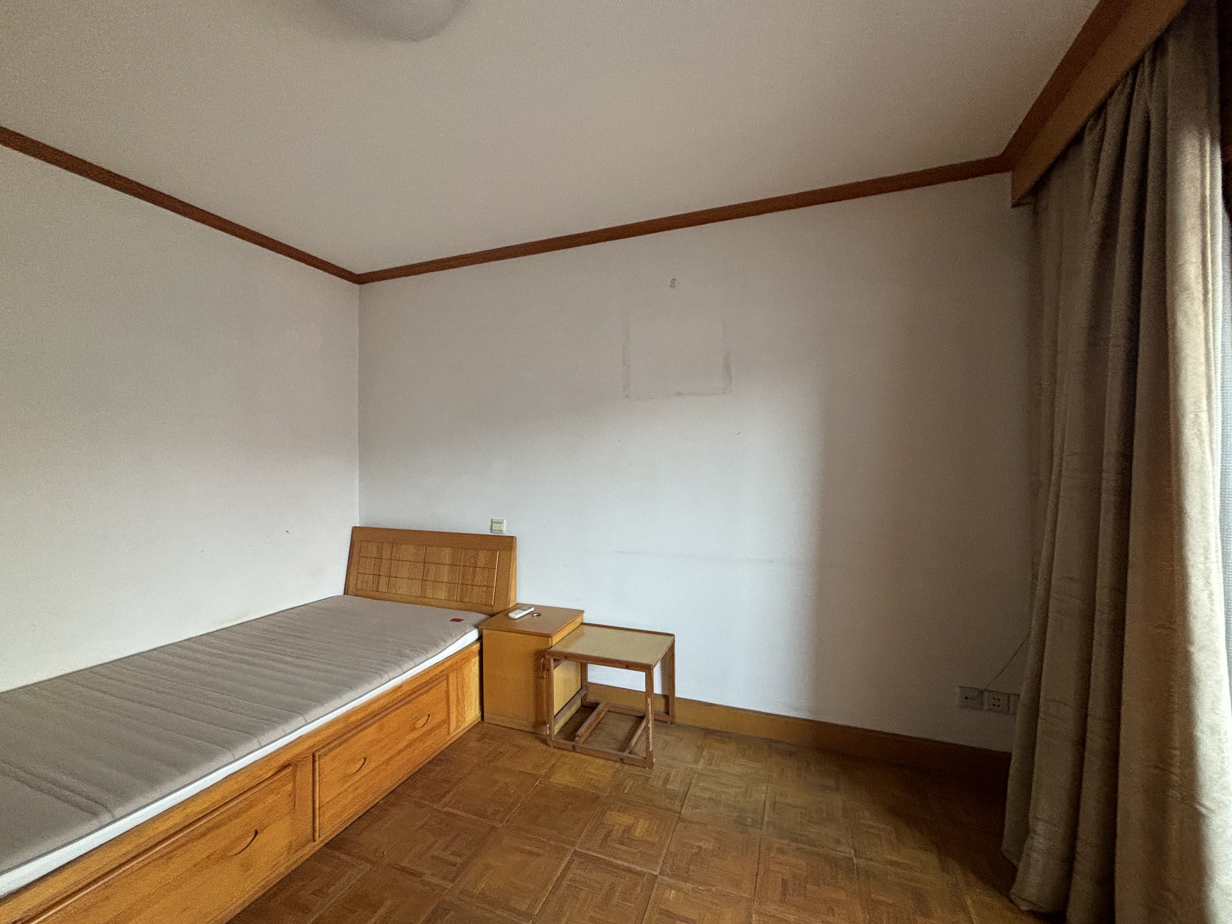 虹桥东村 2室1厅1卫 66m&sup2;