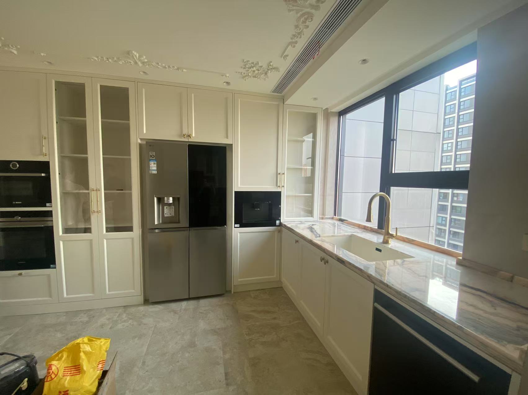 滨江道江园 4室2厅2卫 143m&sup2;