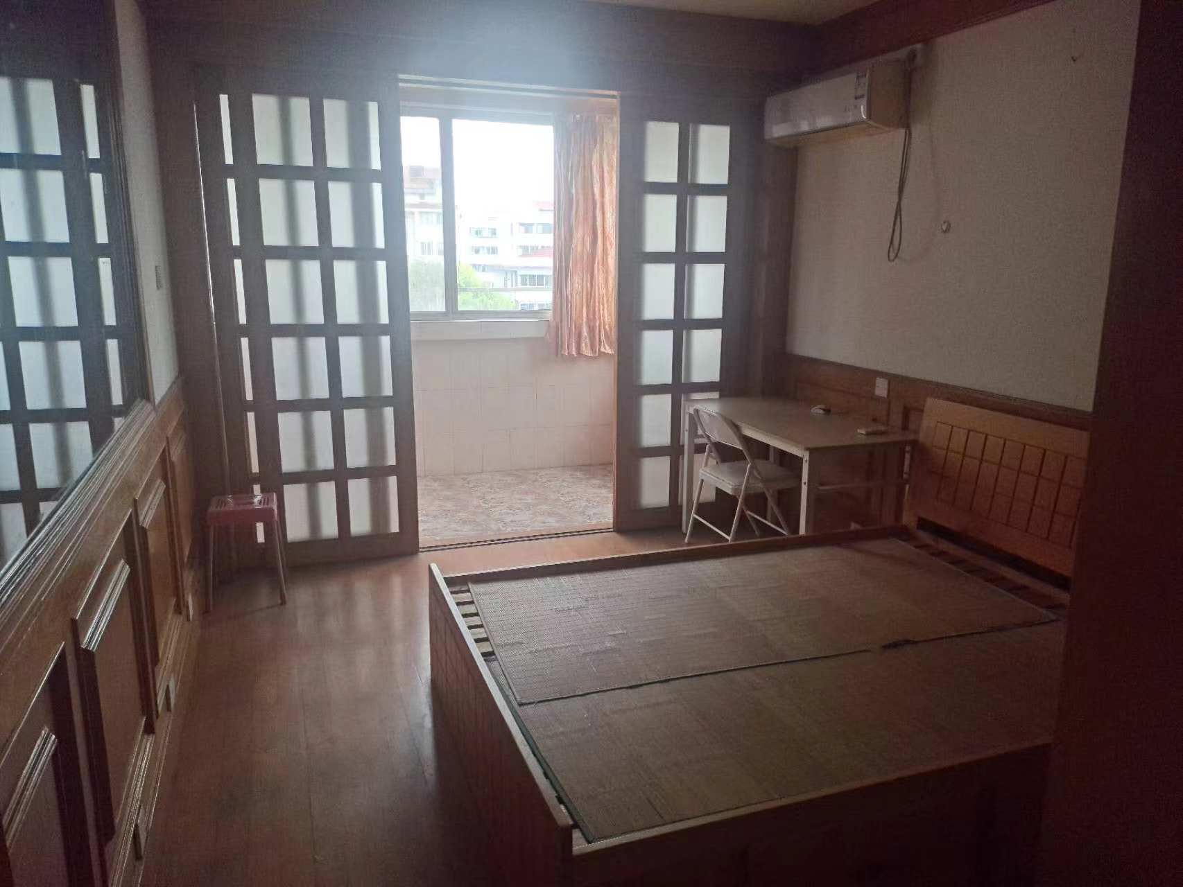 北濠桥东村 2室1厅1卫 75m&sup2;