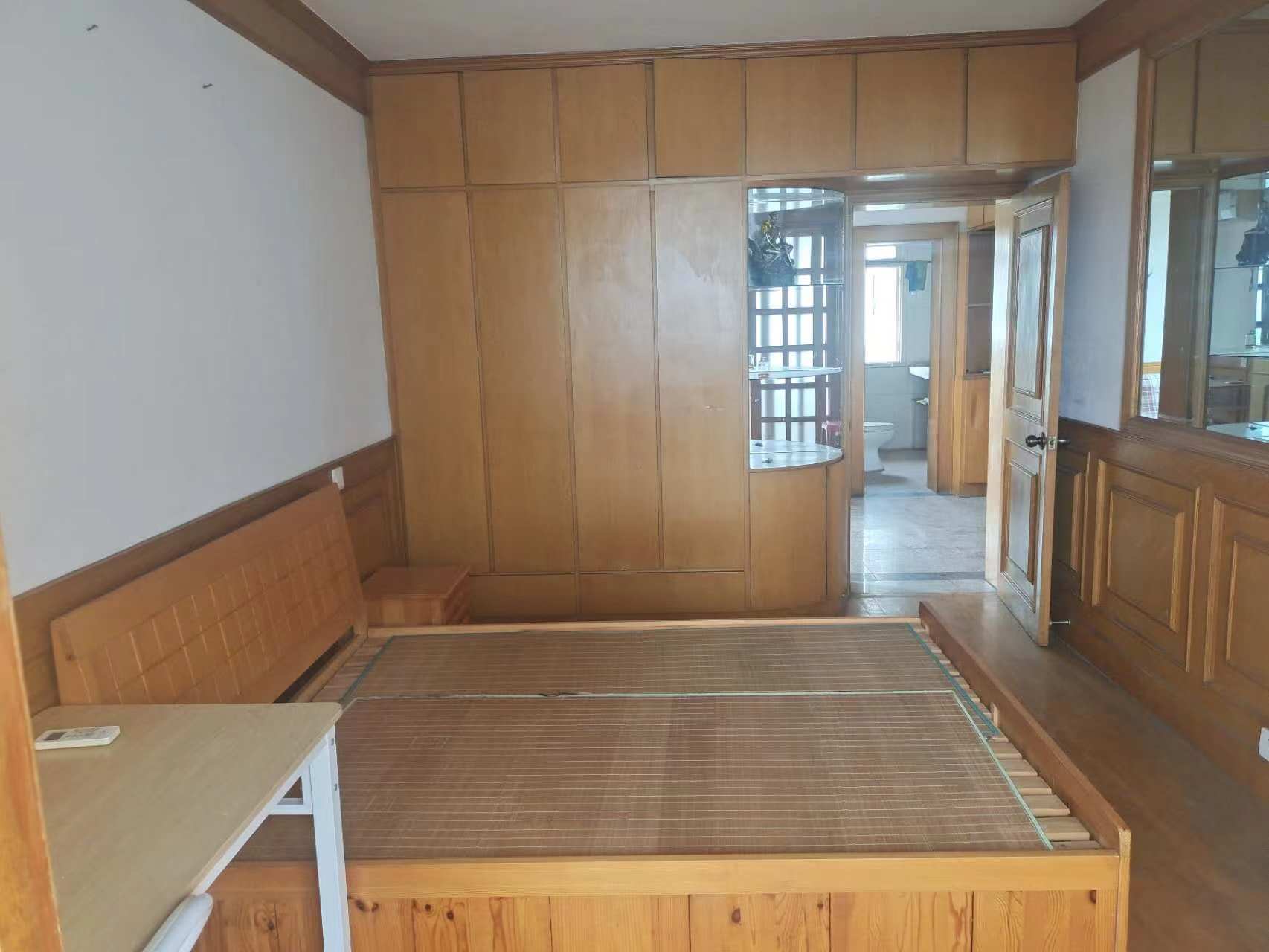 北濠桥东村 2室1厅1卫 75m&sup2;